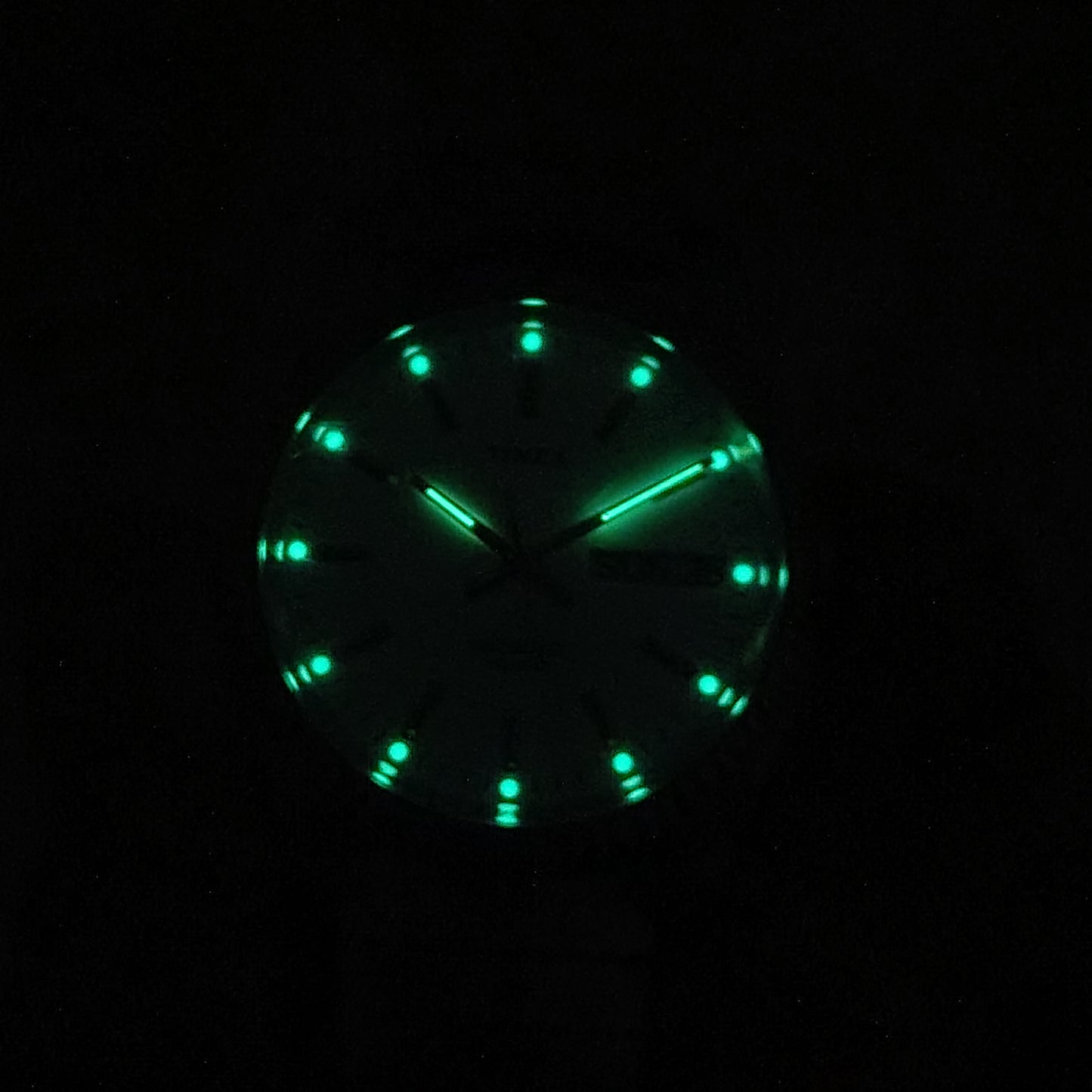 Vintage 1984 Timex Indiglo Presidential Day Date 33mm Men's Quartz Watch