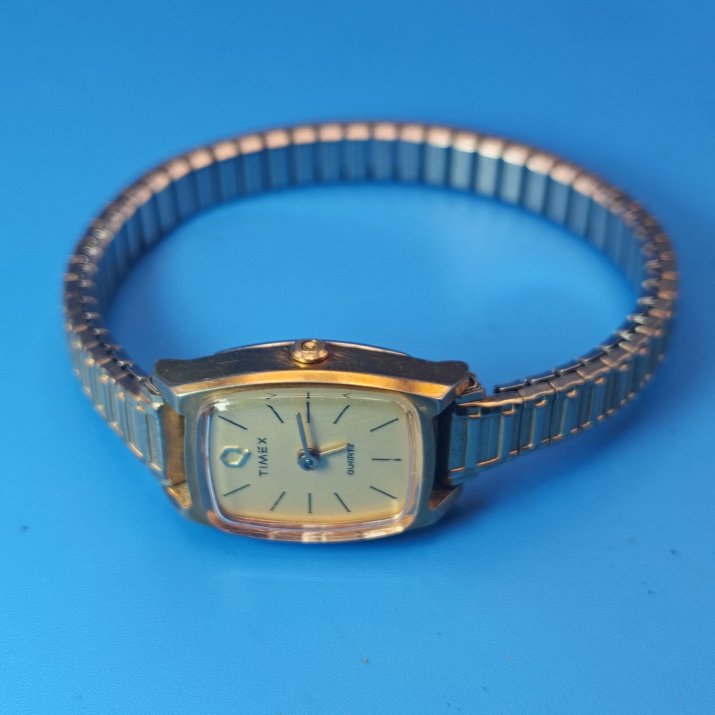Vintage 1974 Timex Electronic Set 20mm Women's Quartz Watch Stretch Bracelet