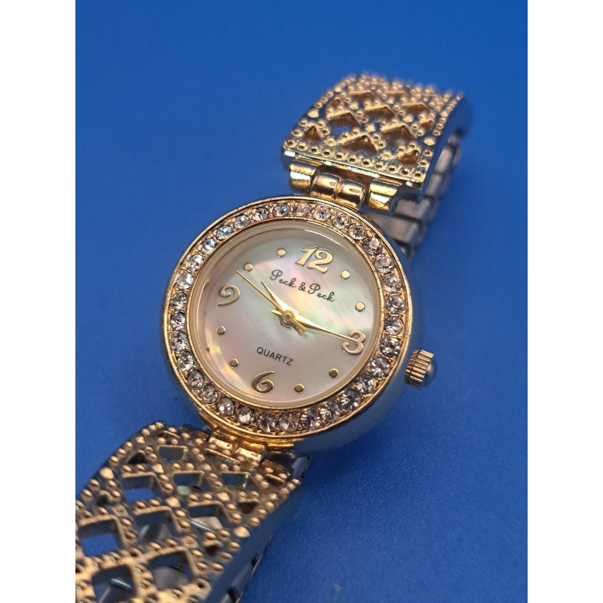 Vintage 2003 Peck & Peck Mother of Pearl 23mm Women's Quartz Watch Restored
