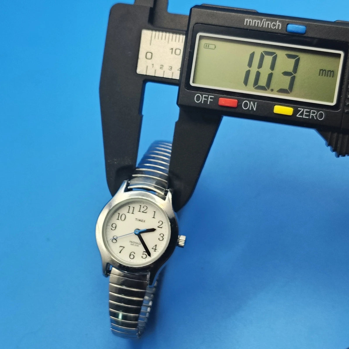 Vintage 2007 Timex Indiglo 23mm Women's Quartz Cocktail Watch Size 5-8.25