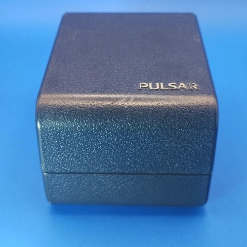 Vintage 1988 Pulsar by Seiko Day Date 35mm Mens Quartz Dress Watch Full Box Set