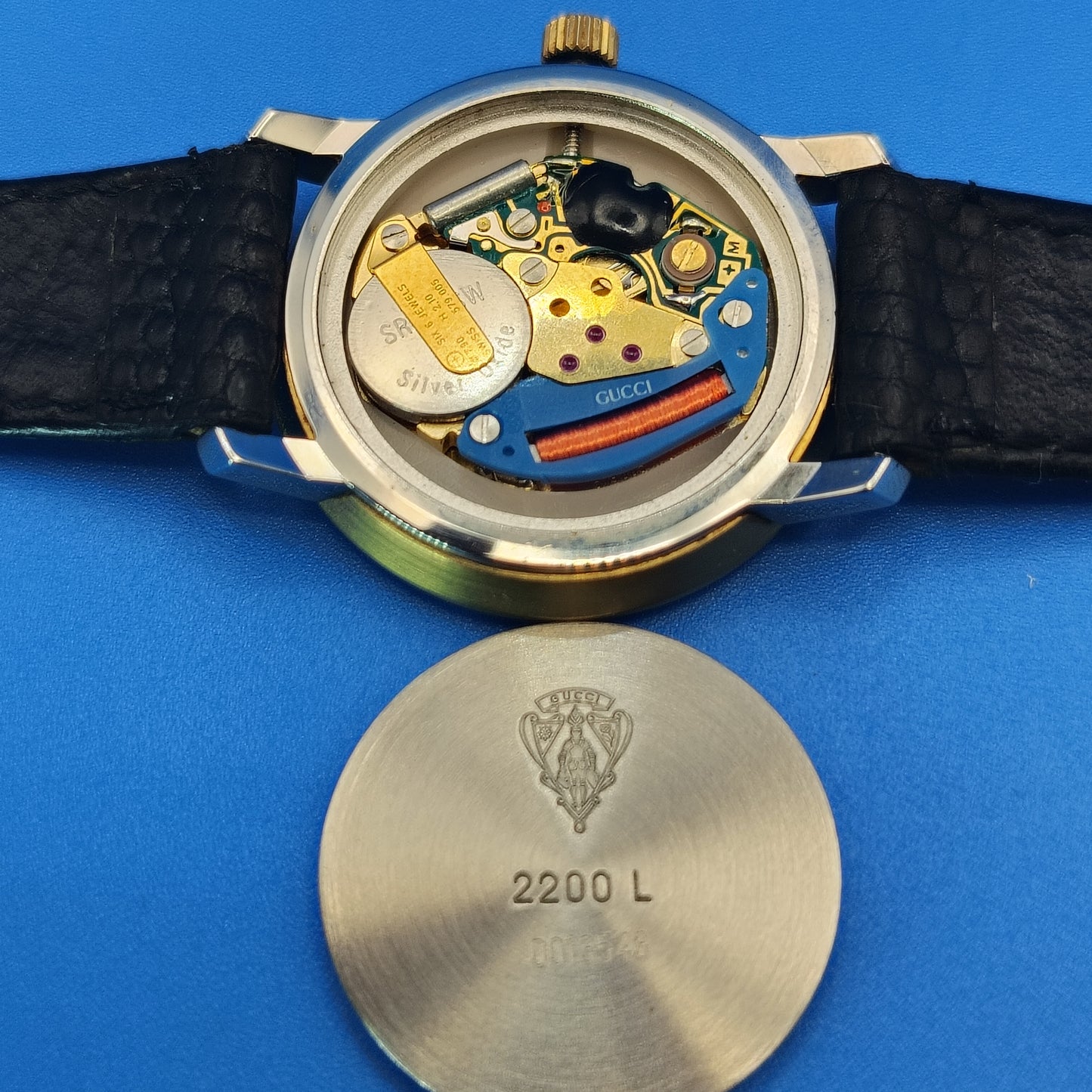 Vintage 1996 Authentic Gucci 2200L Swiss 25mm Women's Quartz Luxury Watch With Certificate of Authenticity