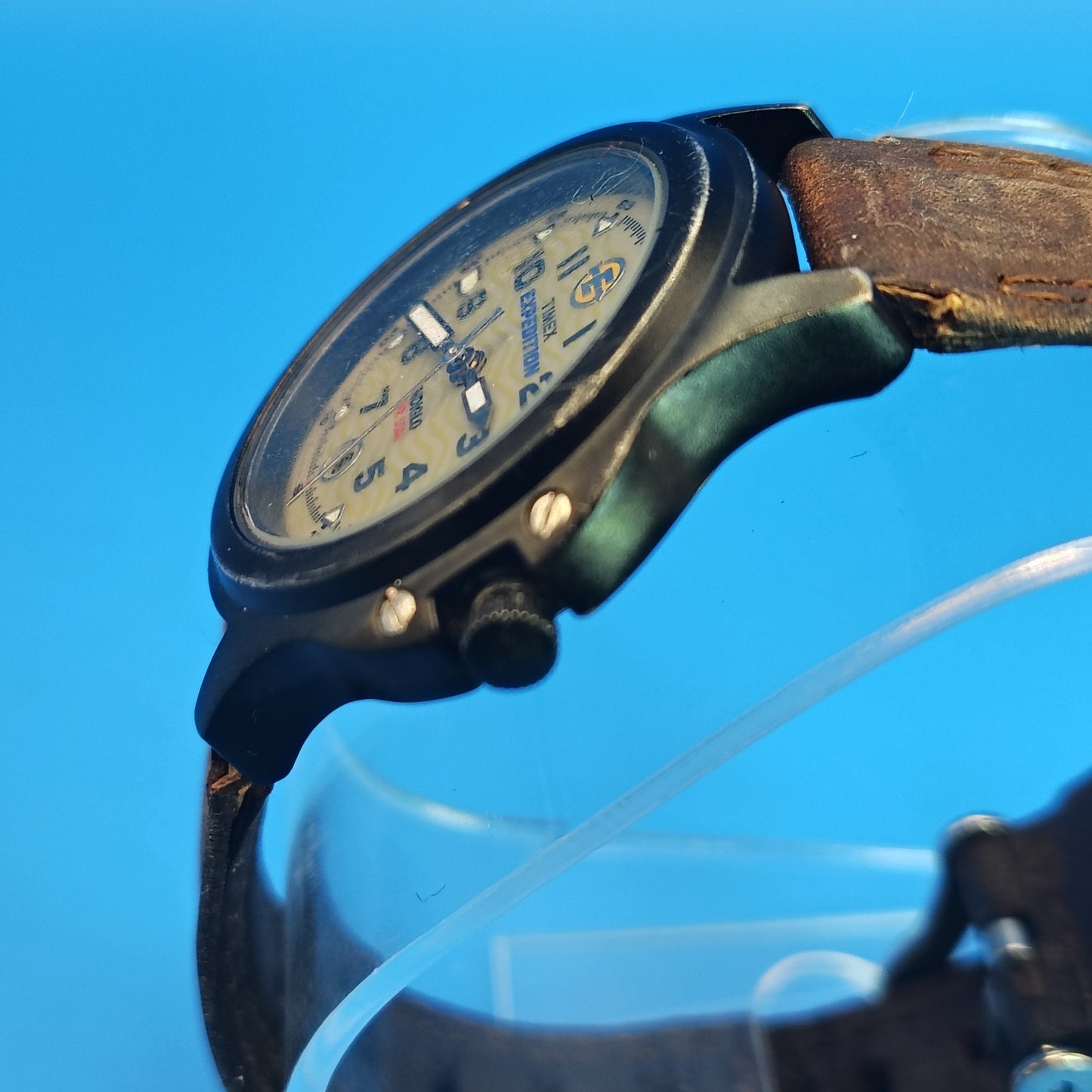 Vintage 2002 Timex Expedition Indiglo Date Wave Dial 30mm Women's Quartz Watch fits size 7 and smaller