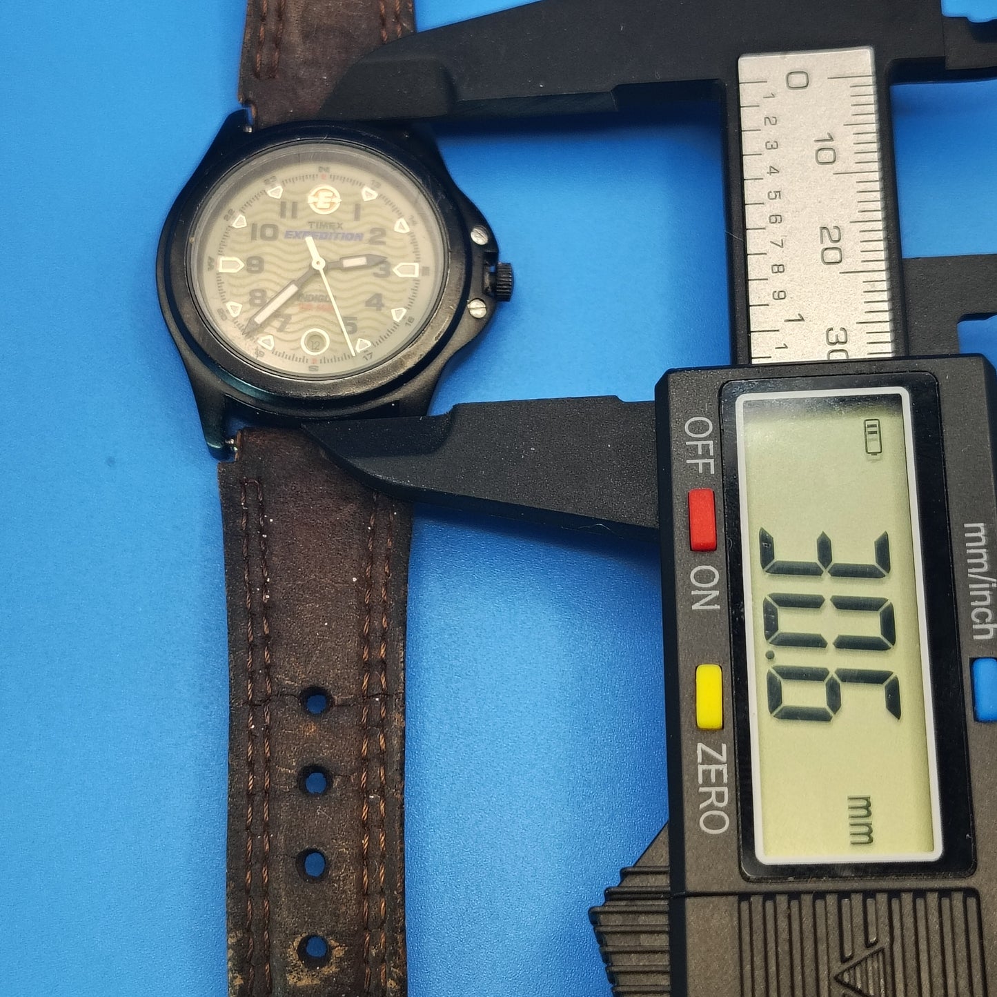 Vintage 2002 Timex Expedition Indiglo Date Wave Dial 30mm Women's Quartz Watch fits size 7 and smaller