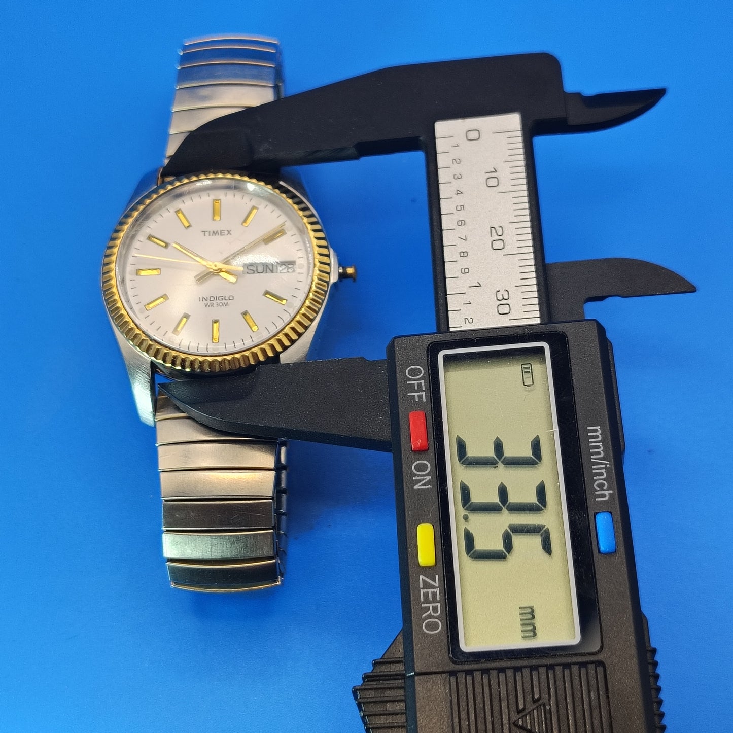 Vintage 1984 Timex Indiglo Presidential Day Date 33mm Men's Quartz Watch