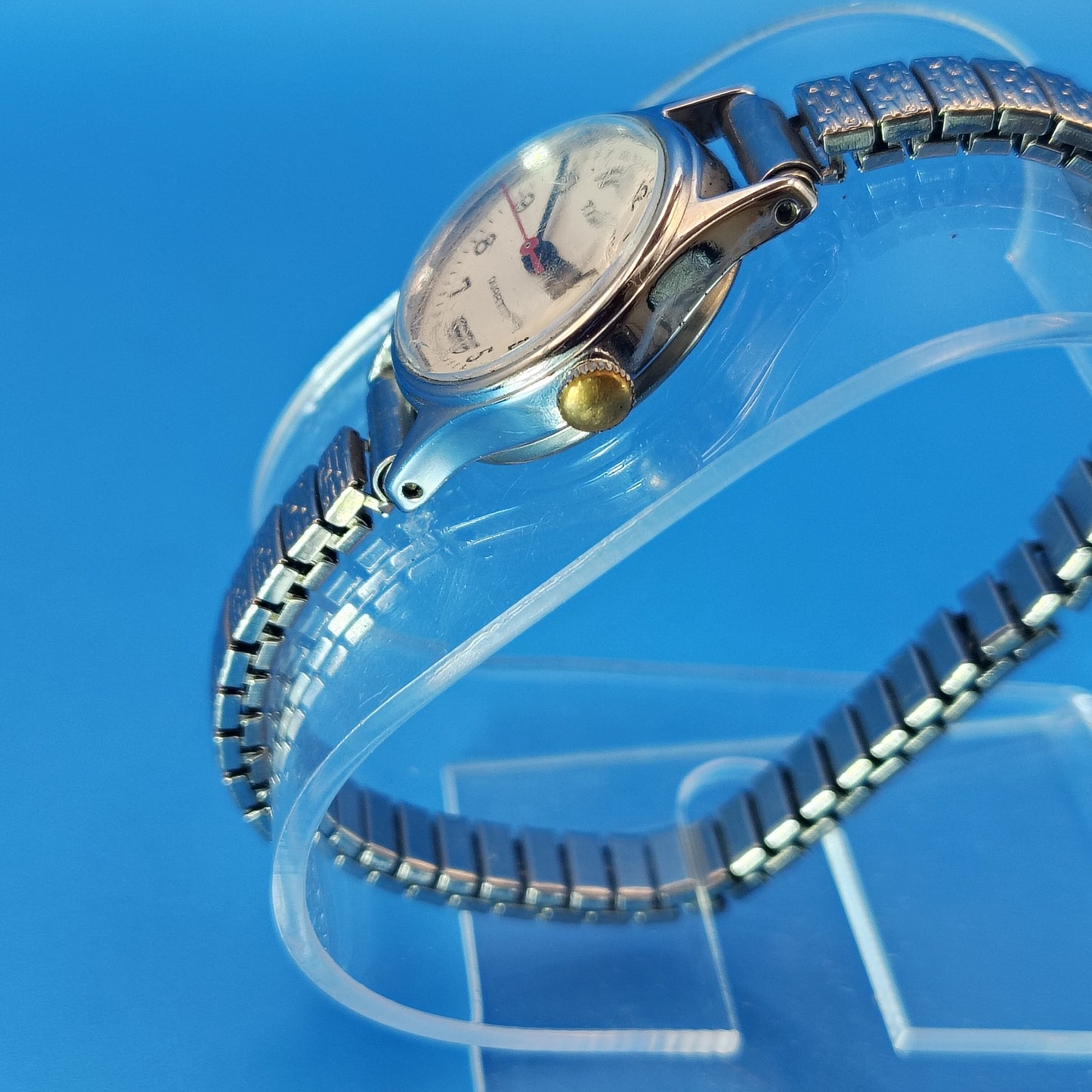 Vintage 1975 Timex 20mm Women's Quartz Cocktail Watch Stretch Bracelet New Battery