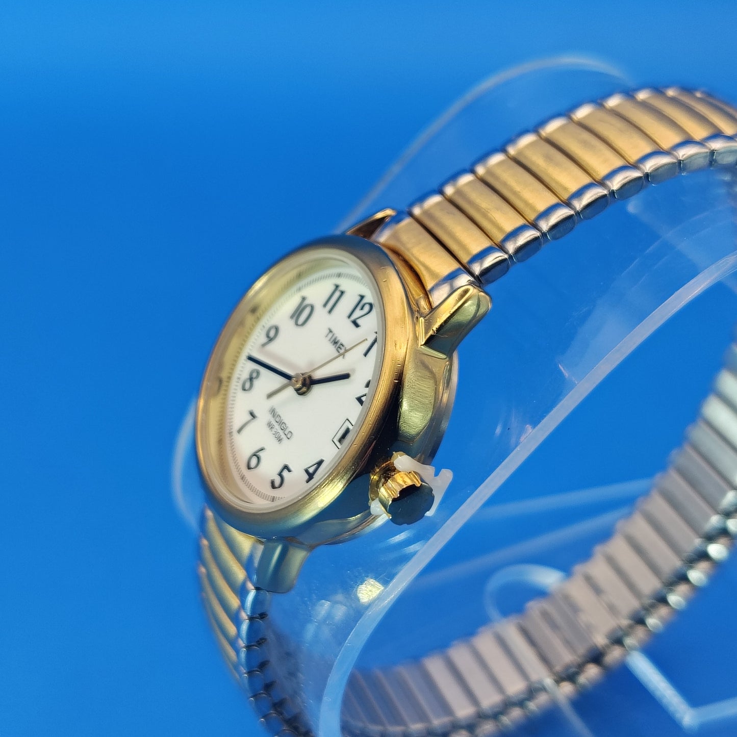 Vintage 2005 Timex Indiglo Date 25mm Women's Quartz Two Tone Watch Stretch Band