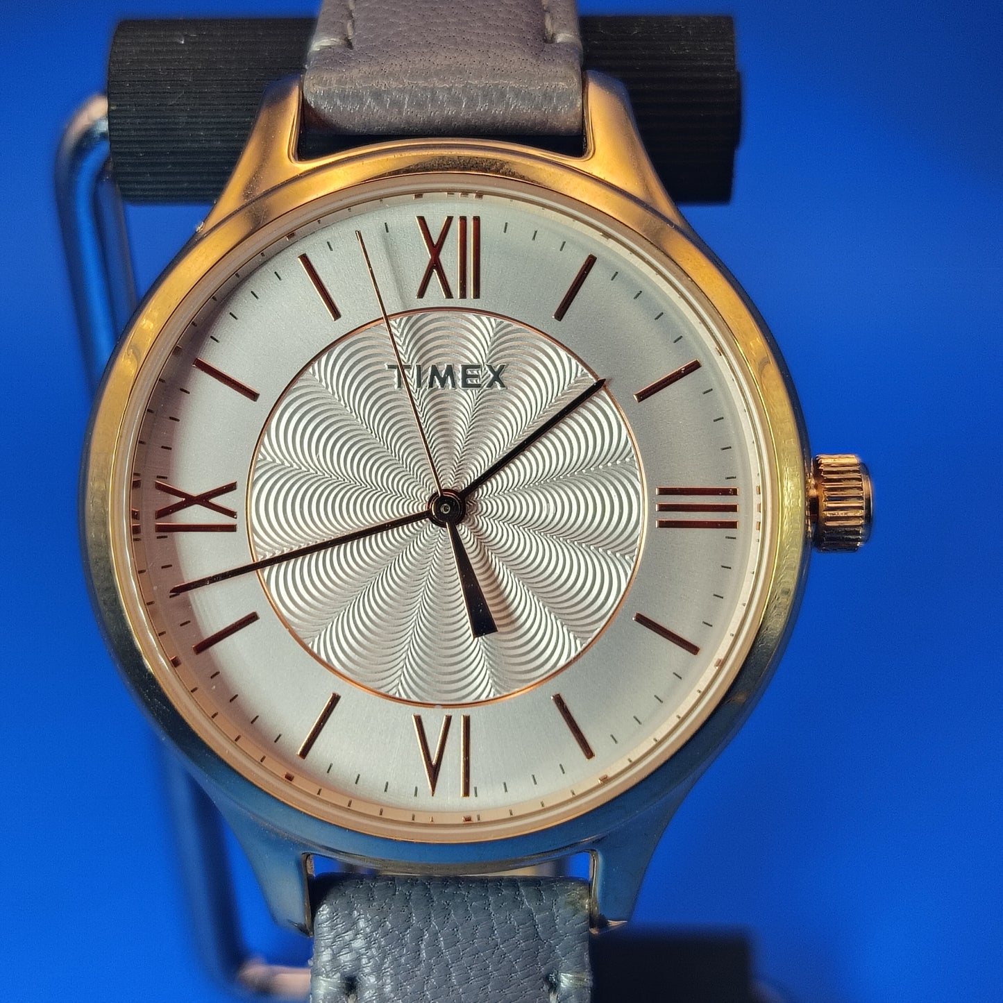 Vintage 2004 Timex Rare Guilloche Dial 36mm Women's Quartz Watch Genuine Leather Strap