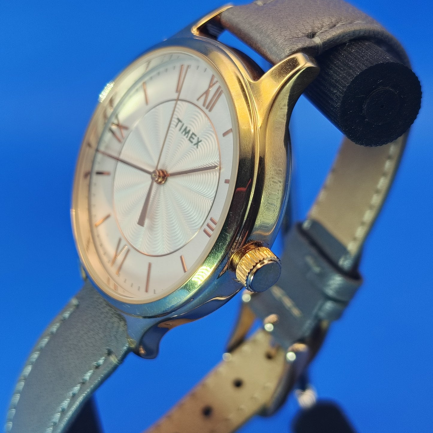 Vintage 2004 Timex Rare Guilloche Dial 36mm Women's Quartz Watch Genuine Leather Strap