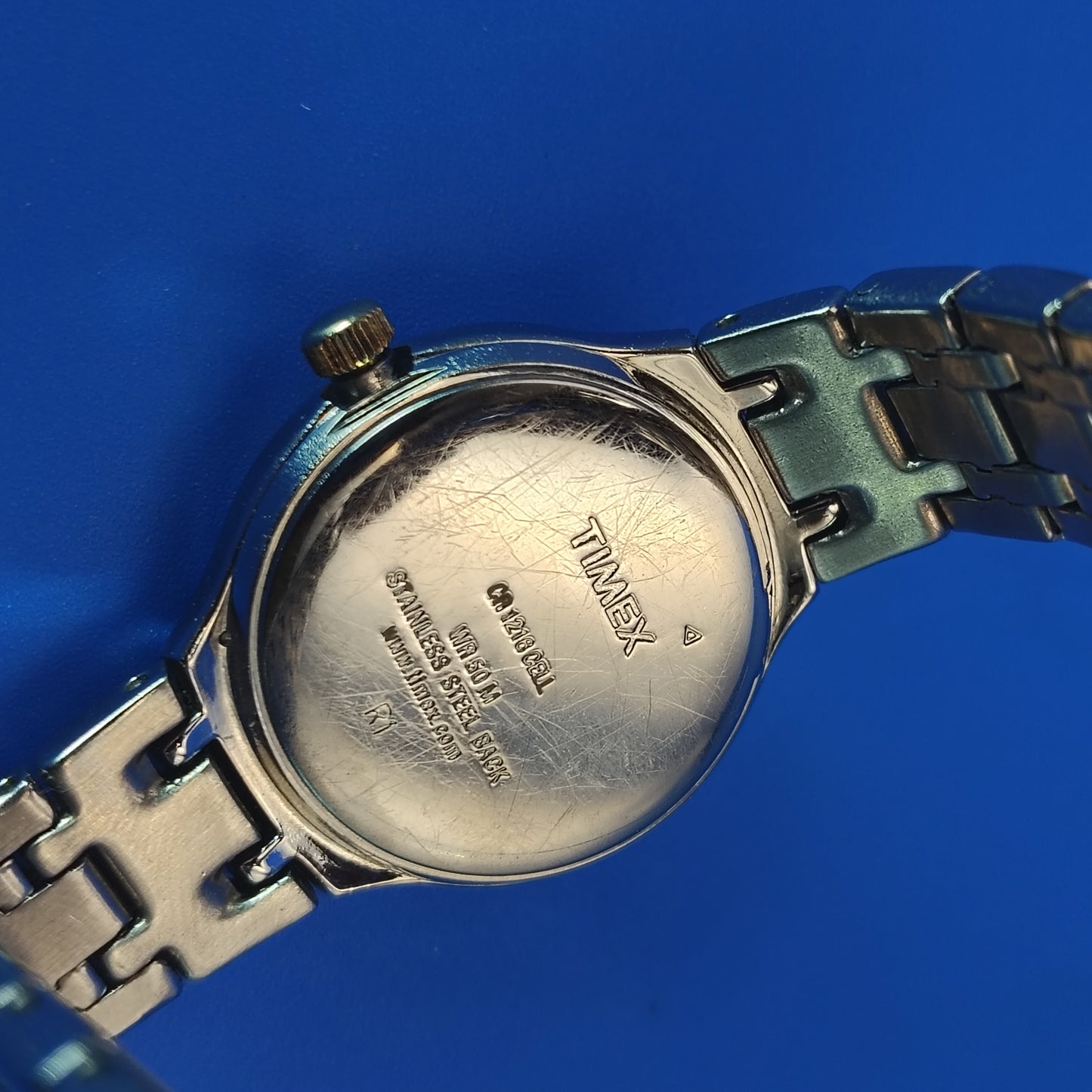 Vintage 1993 Timex Indiglo 27mm Two Tone Women's Quartz Watch Fits size 6.75 & Smaller