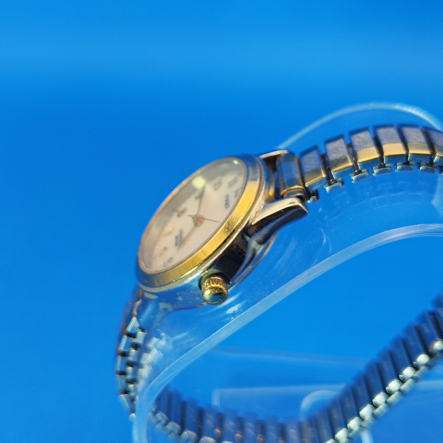 Vintage 1990's Timex Indiglo 25mm Women's Quartz Watch Fits all wrist Size up to 8.75