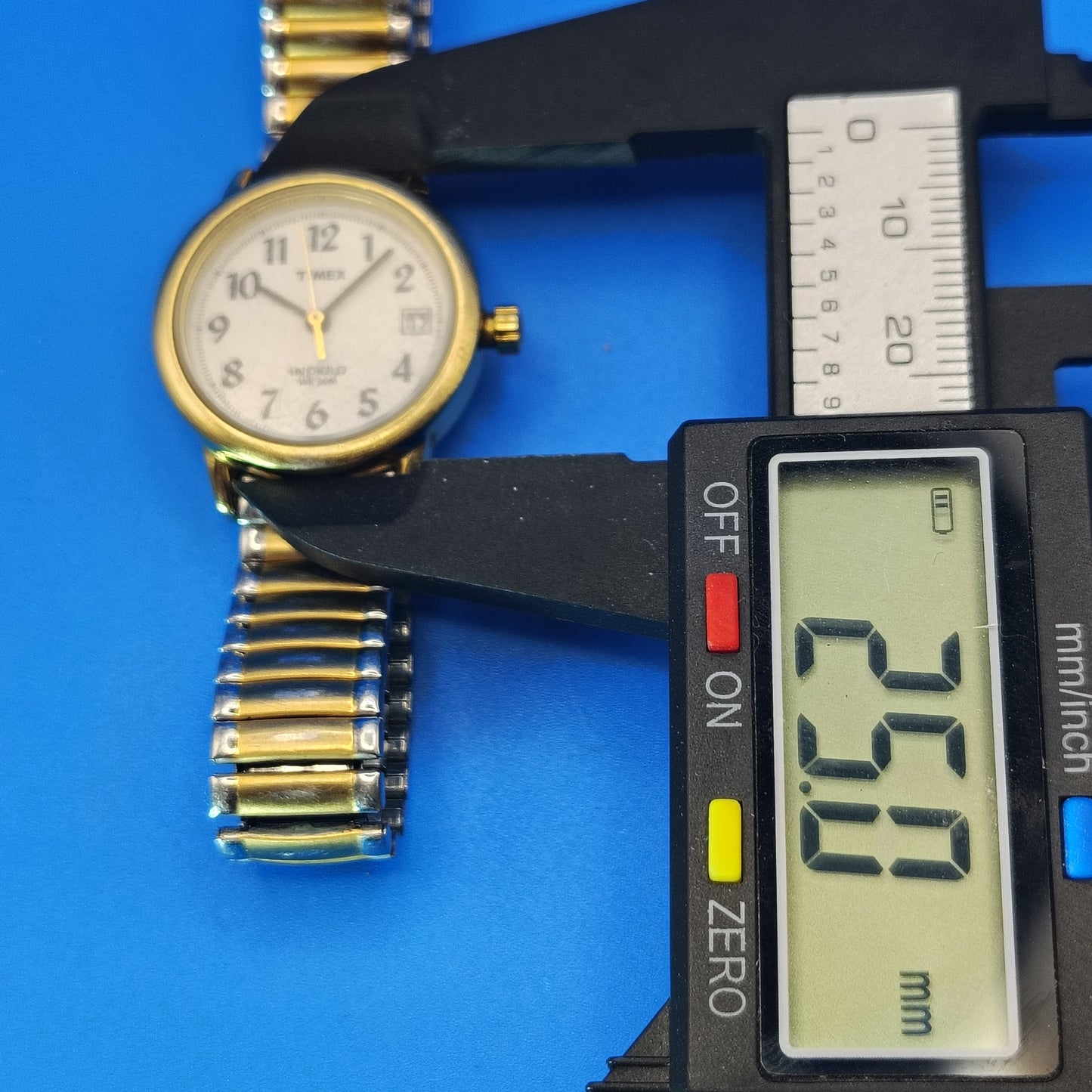 Vintage 1990s Timex Indiglo Easy Reader Date 25mm Two Tone Women's Quartz Watch