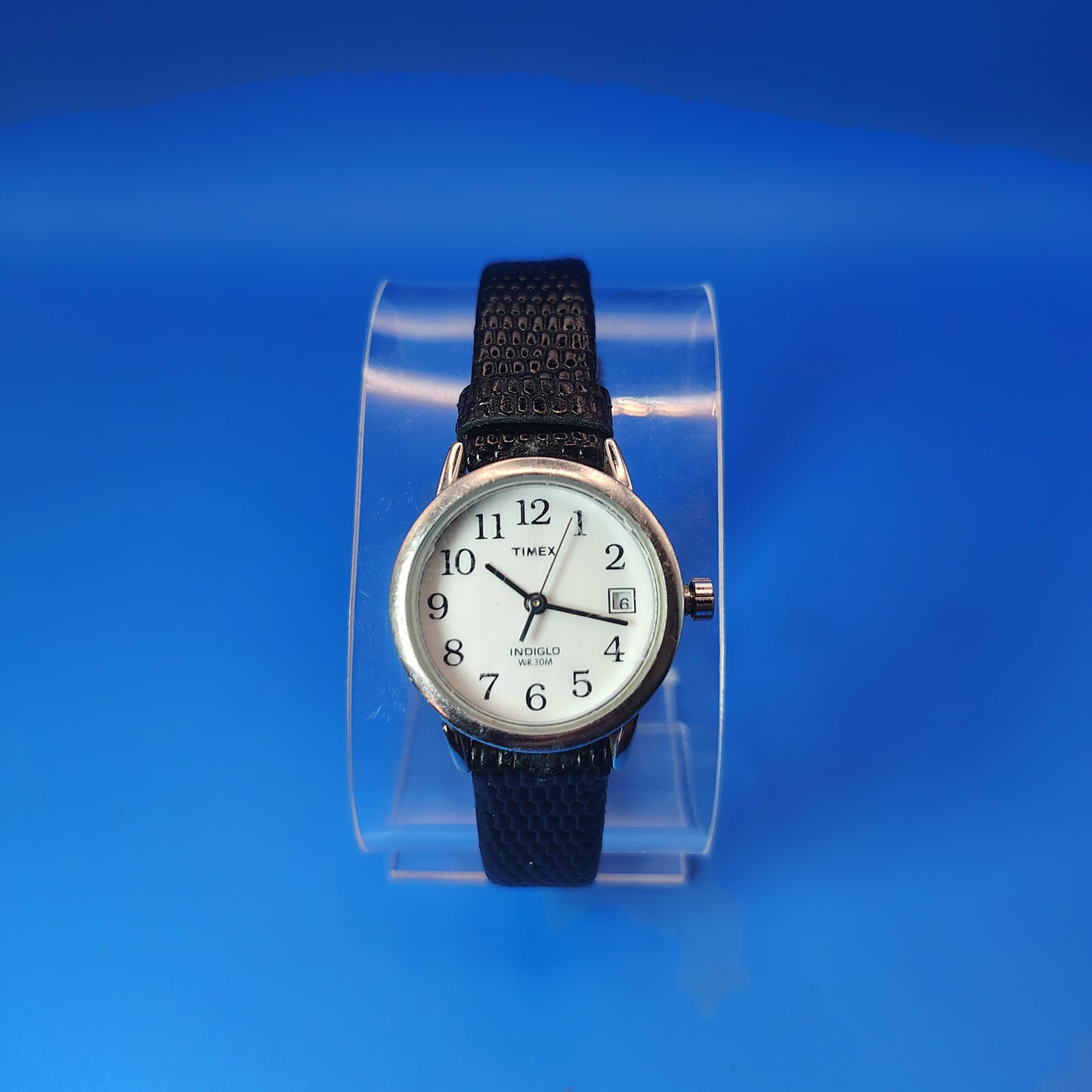 Vintage 1990s Timex Indiglo Date 25mm Women's Quartz Watch Fits 6.5 And Smaller