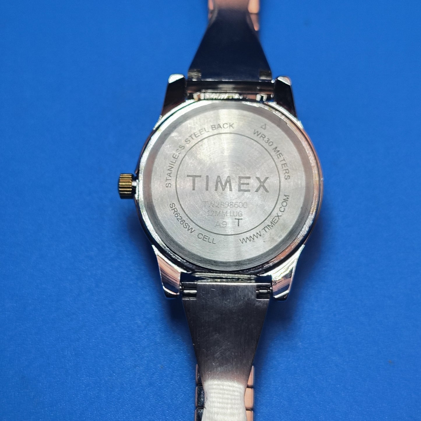 Vintage Timex 24mm Two Tone Women's Quartz Watch Stretch Bracelet Near MINT