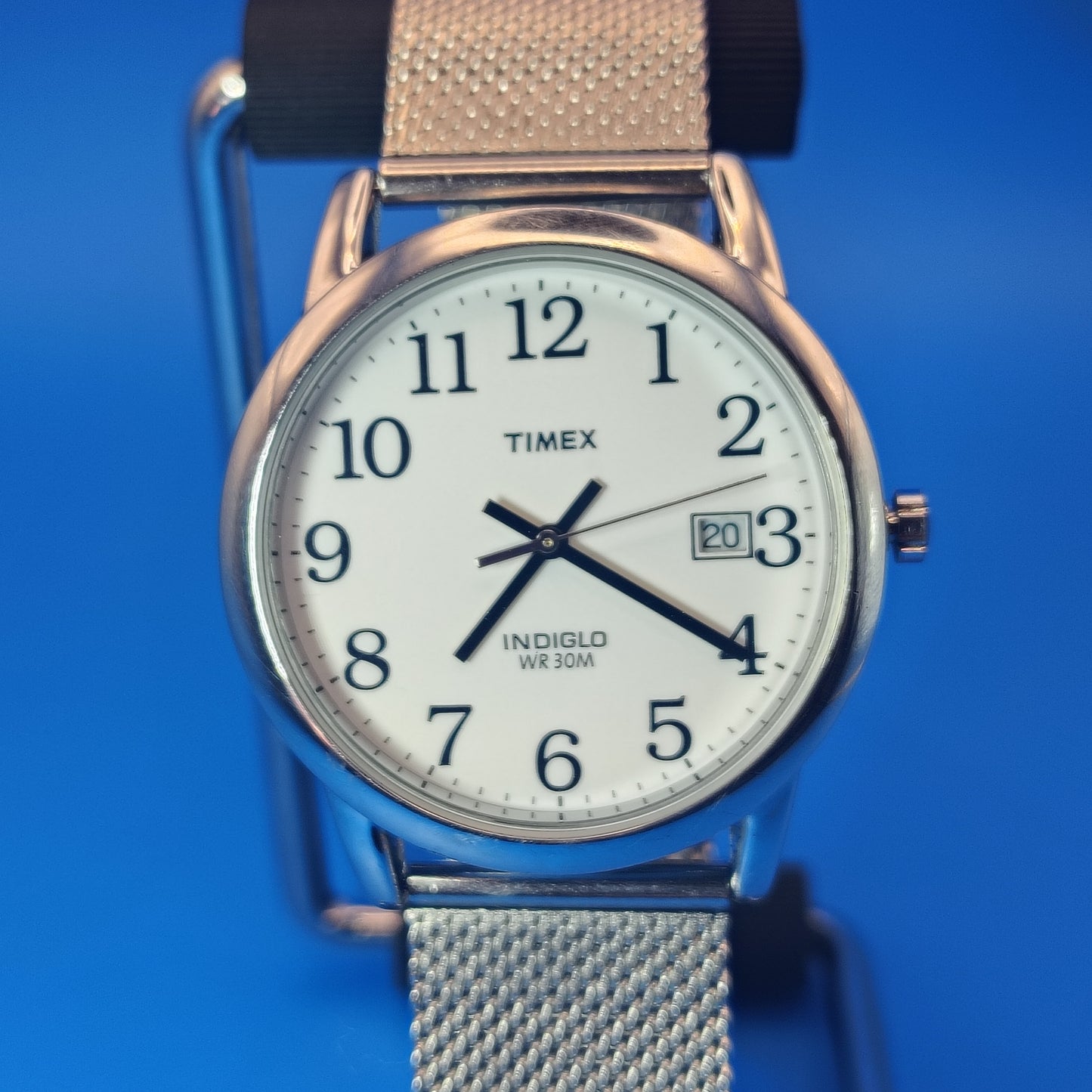 Vintage 1990's Timex Easy Reader Date 35mm Mens Quartz Watch New Stainless Steel Mesh Bracelet