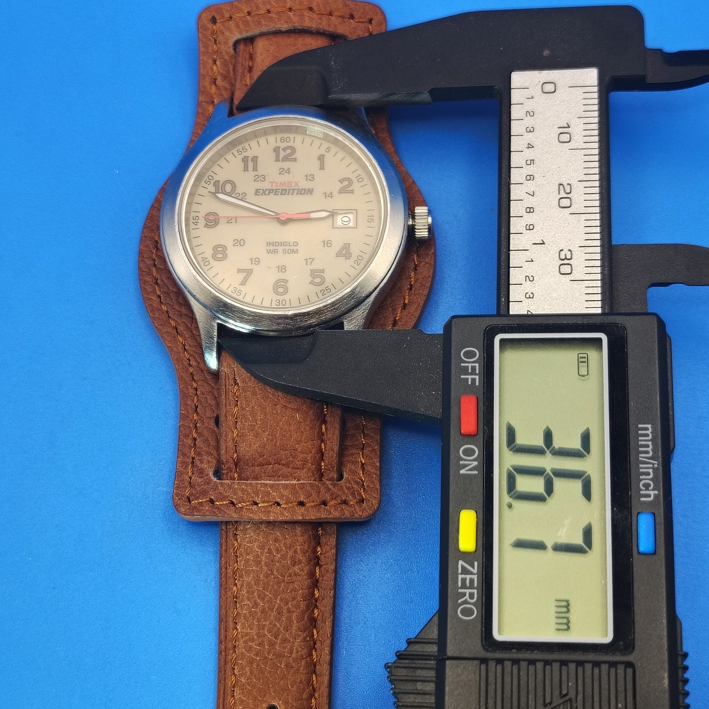 Vintage 2005 Timex Expedition Indiglo 36mm Mens Quartz Watch New Genuine Leather Cuff with Removable Strap