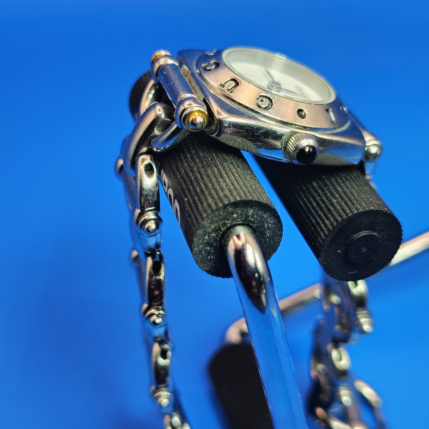 Vintage 1992 Authentic Gucci 6400L Genuine Swiss Made Horsebit Link 20mm Women's Luxury Quartz Watch