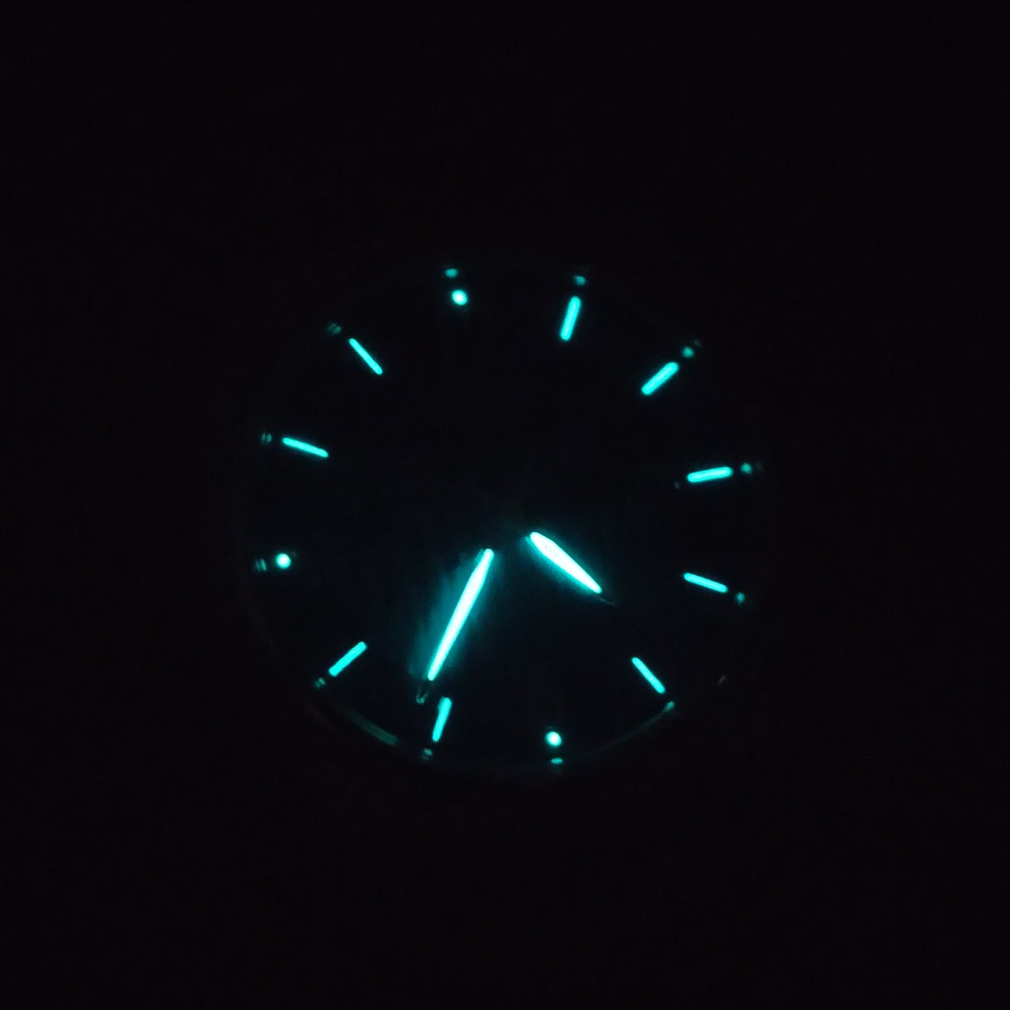 New Vintage Citizen Eco Drive Date 36mm Mens Quartz Luxury Watch Full Set Never Worn NOS (New old Stock)