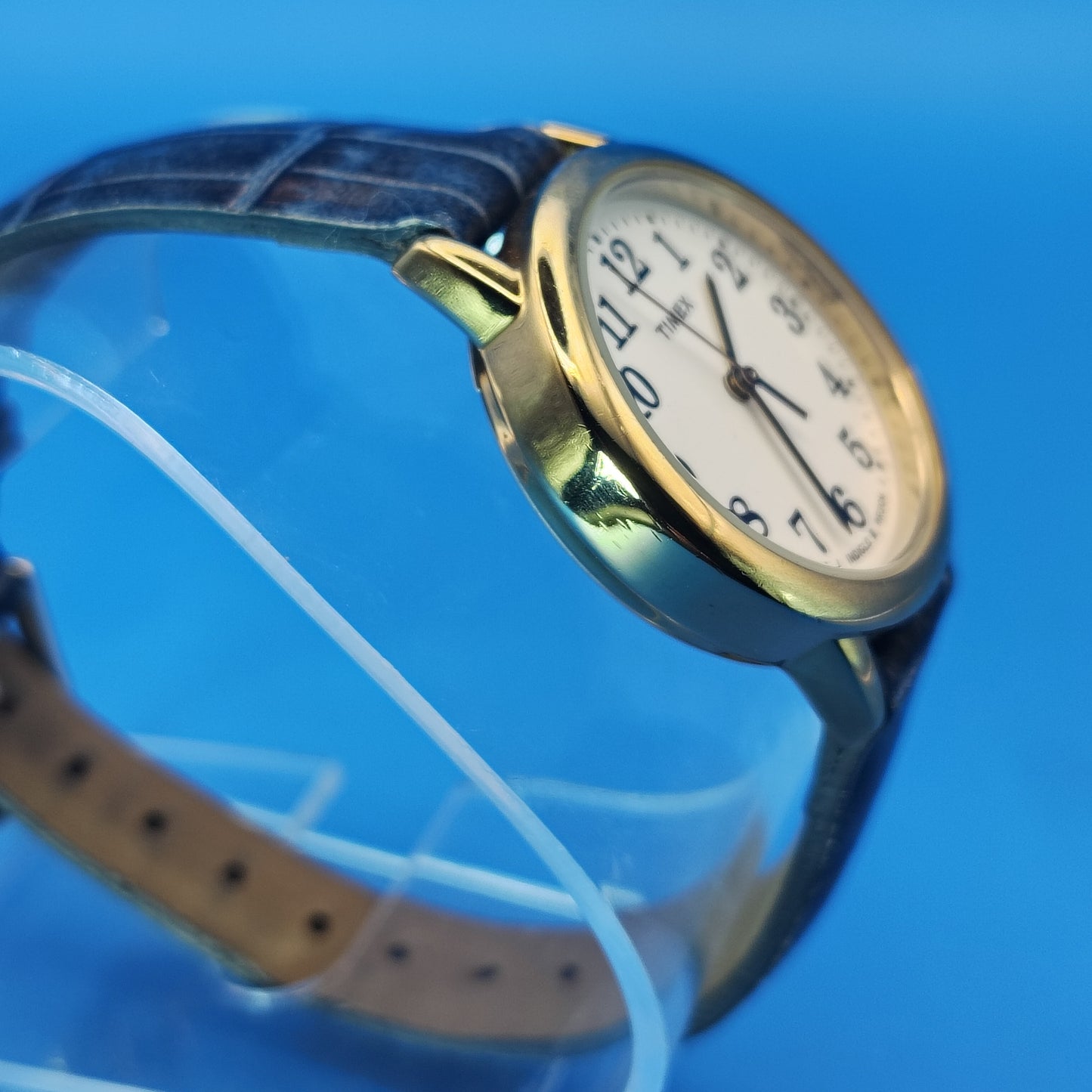 Vintage 1990's Timex Indiglo 30mm Women's Quartz Watch Genuine Leather Strap