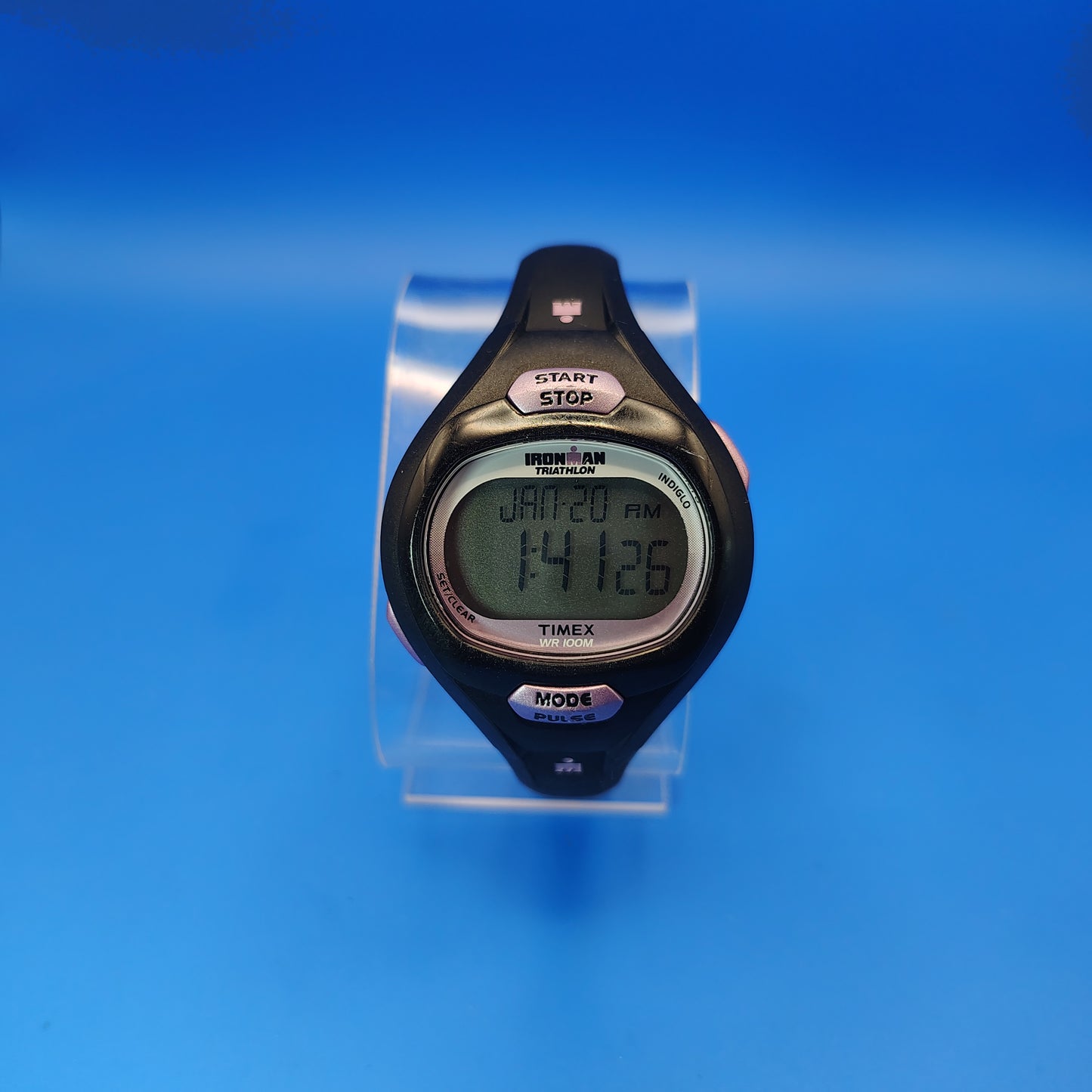 Vintage Timex Iron Man Triathlon Indiglo 38mm Womens Digital Quartz Sports Watch