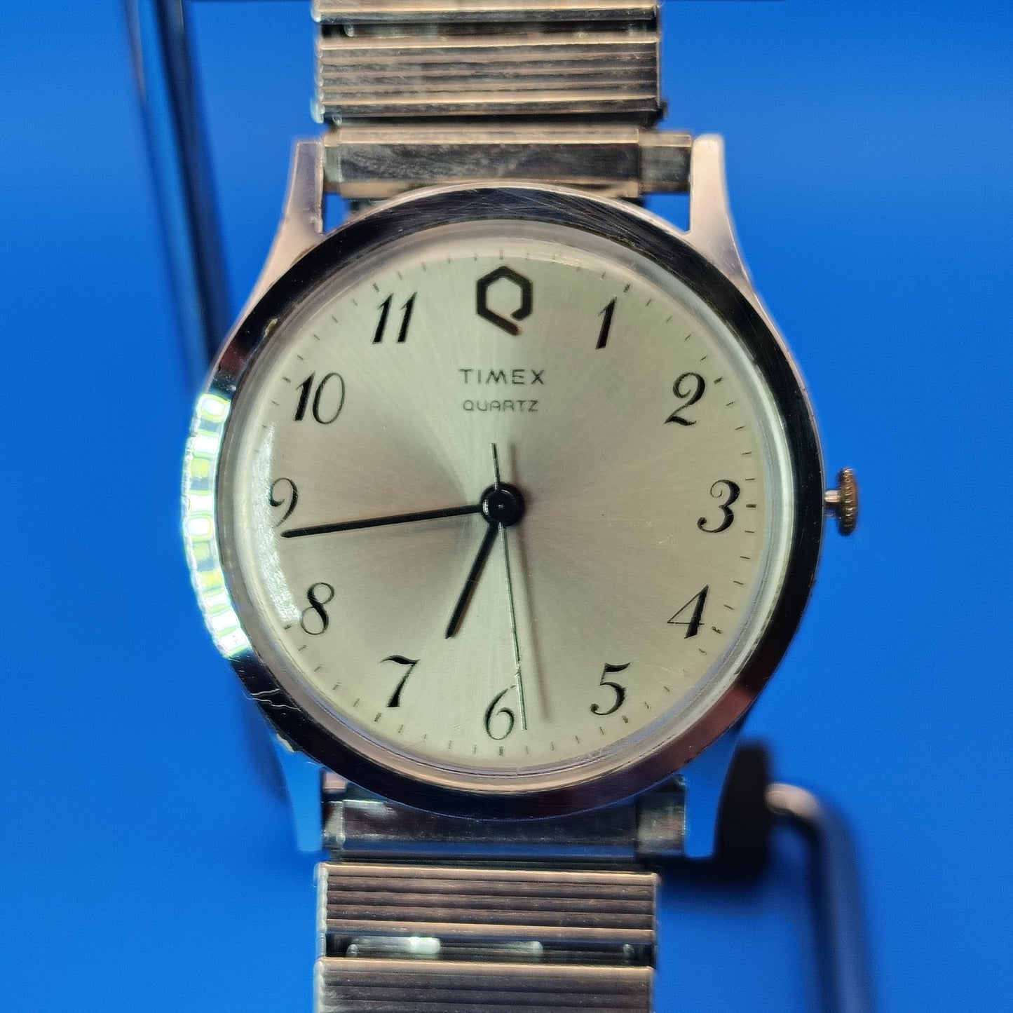 Vintage 1976 Timex MCell 33mm Mens Quartz Dress Watch Stretch Bracelet Fits 6-9