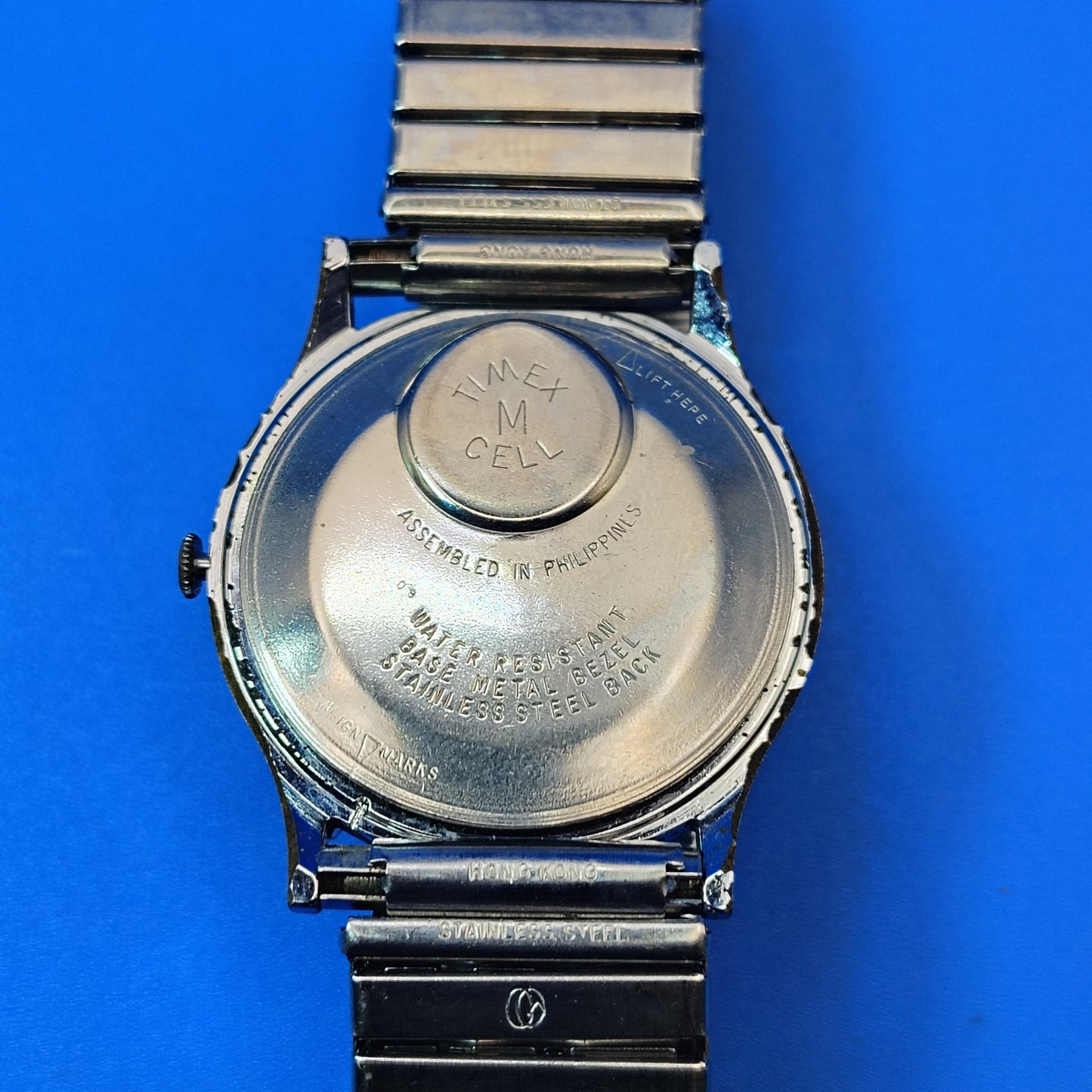 Vintage 1976 Timex MCell 33mm Mens Quartz Dress Watch Stretch Bracelet Fits 6-9