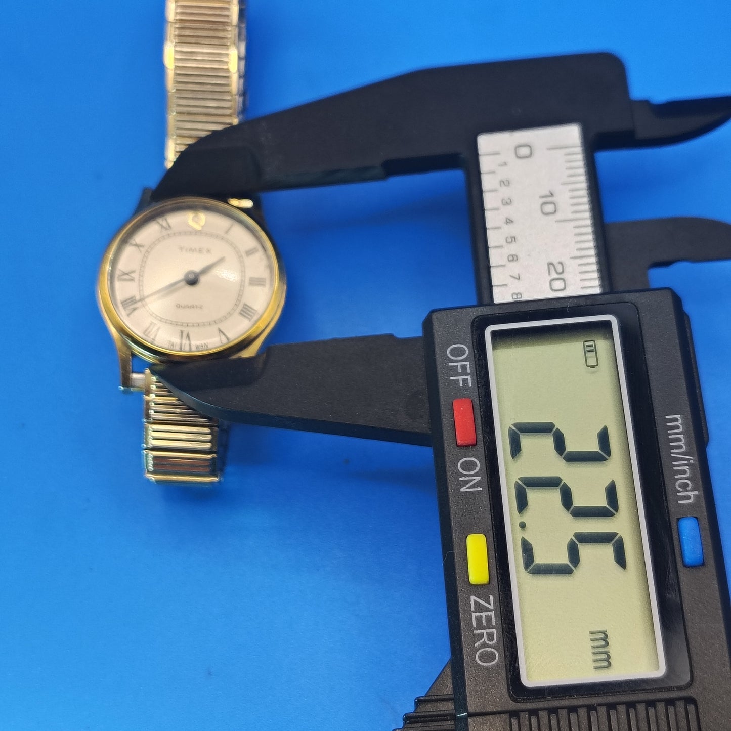 Vintage 1975 Timex Electriconic Set 22mm Women's Quartz Cocktail Watch Watch