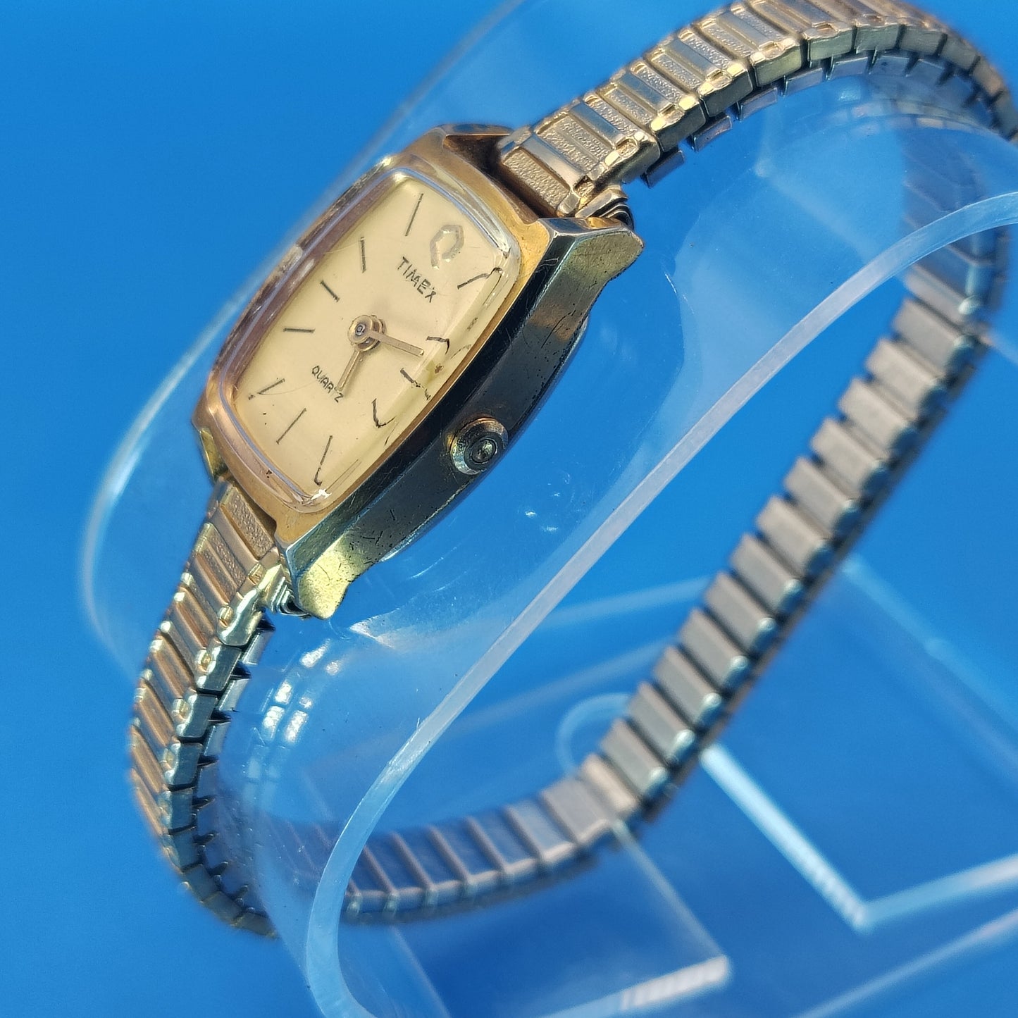 Vintage 1974 Timex Electronic Set 20mm Women's Quartz Watch Stretch Bracelet