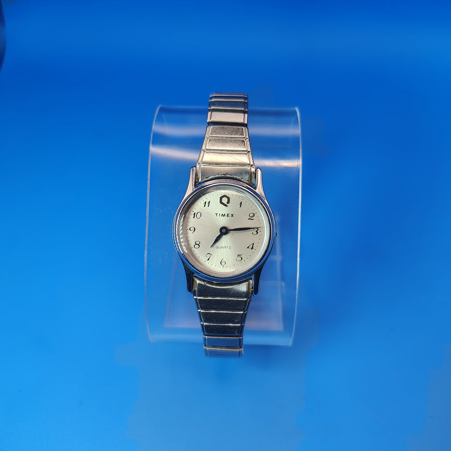 Vintage 1989 Timex 21mm Women's Quartz Watch Stretch Bracelet Stainless Steel