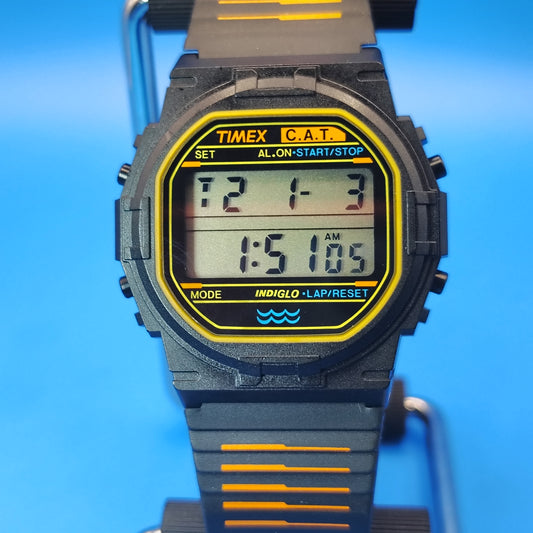 Rare Vintage 1986 Timex C.A.T. Computer Aided Timing Limited Edition 26mm Mens Digital Retro Watch