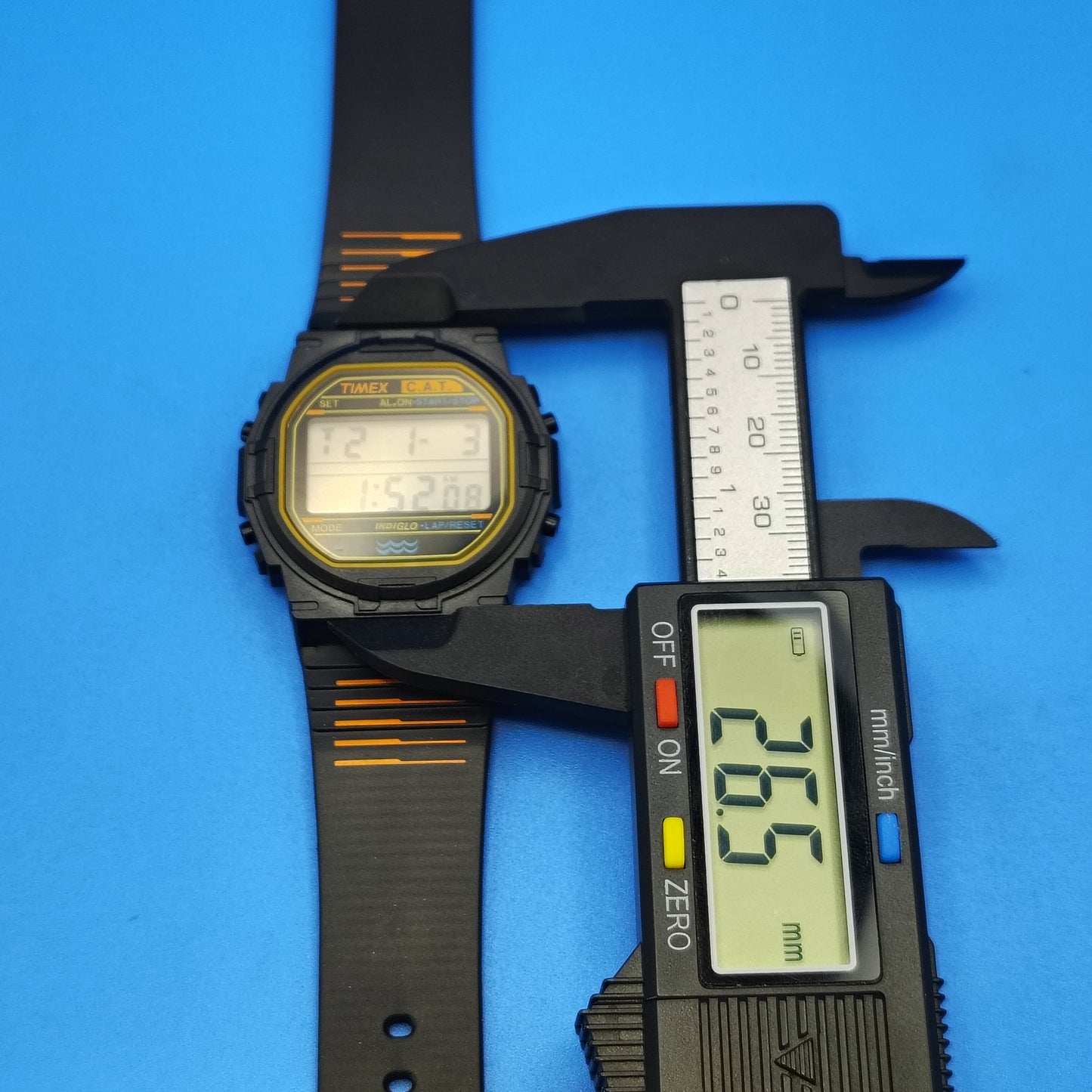 Rare Vintage 1986 Timex C.A.T. Computer Aided Timing Limited Edition 26mm Mens Digital Retro Watch