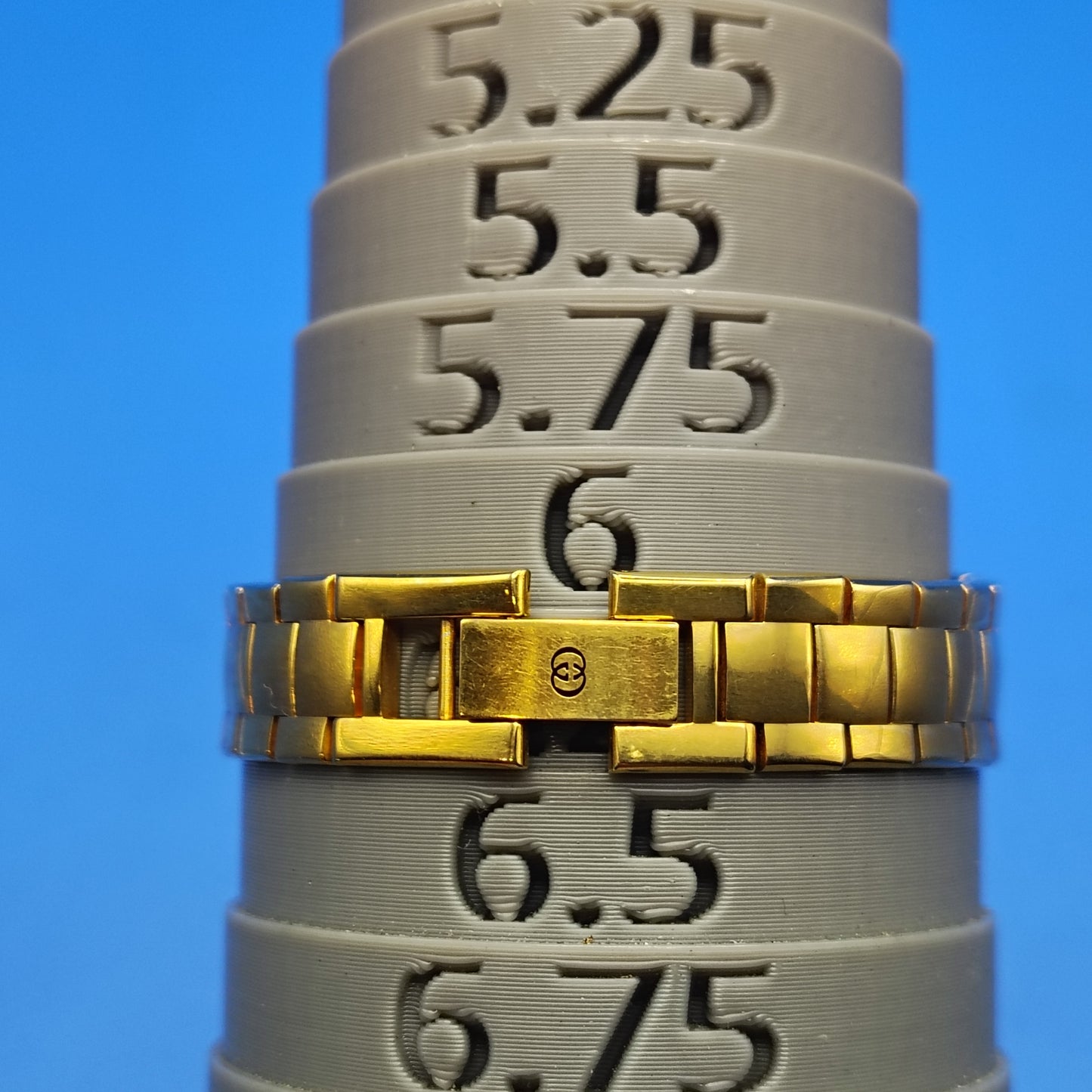 Vintage 1984 Gucci 3300L Swiss Made 14mm Women's Quartz Luxury Watch 24kt GP