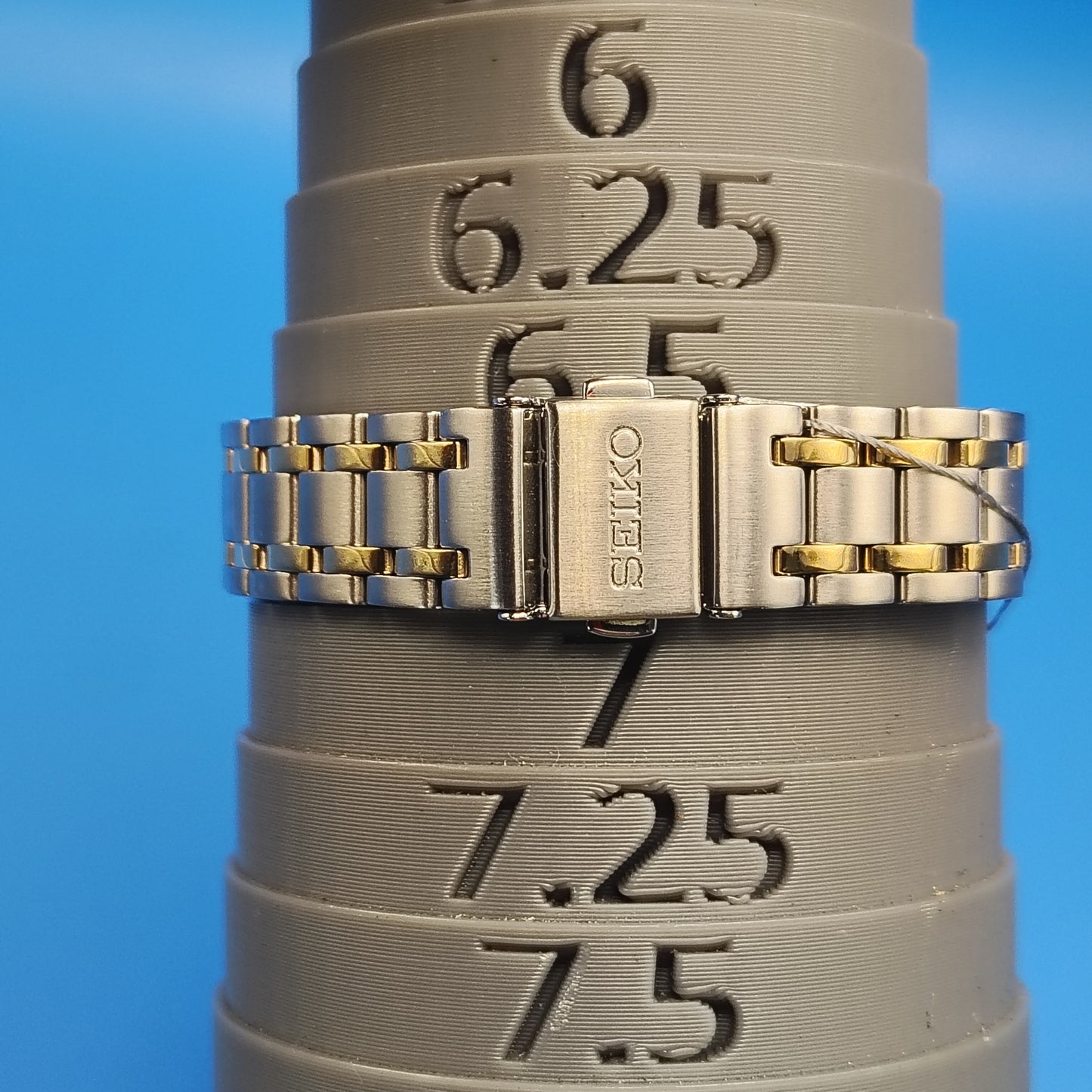 New Vintage Seiko Solar Mother of Pearl Women's Quartz Luxury Watch Swarovski Crystal New Old Stock Never Worn Full Set