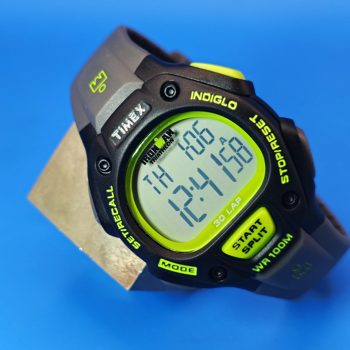 Vintage 2005 Timex Ironman Triathlon Indiglo 40mm Mens Digital Quartz Sports Watch 100M WR