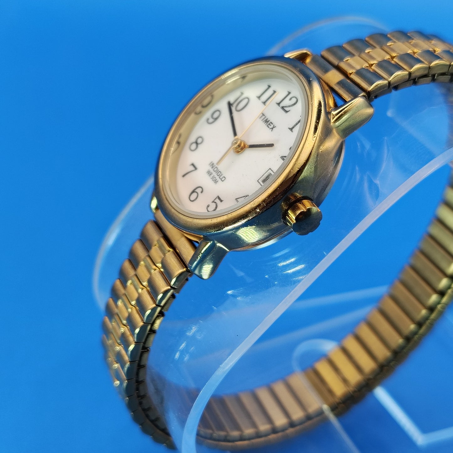 Vintage Timex Easy Reader Date 25mm Women's Gold Tone Quartz Watch New Stretch Bracelet size 6-8.5