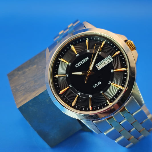 Vintage Citizen Day Date 40mm Mens Quartz Two Tone Luxury Watch Full Set NOS NEW