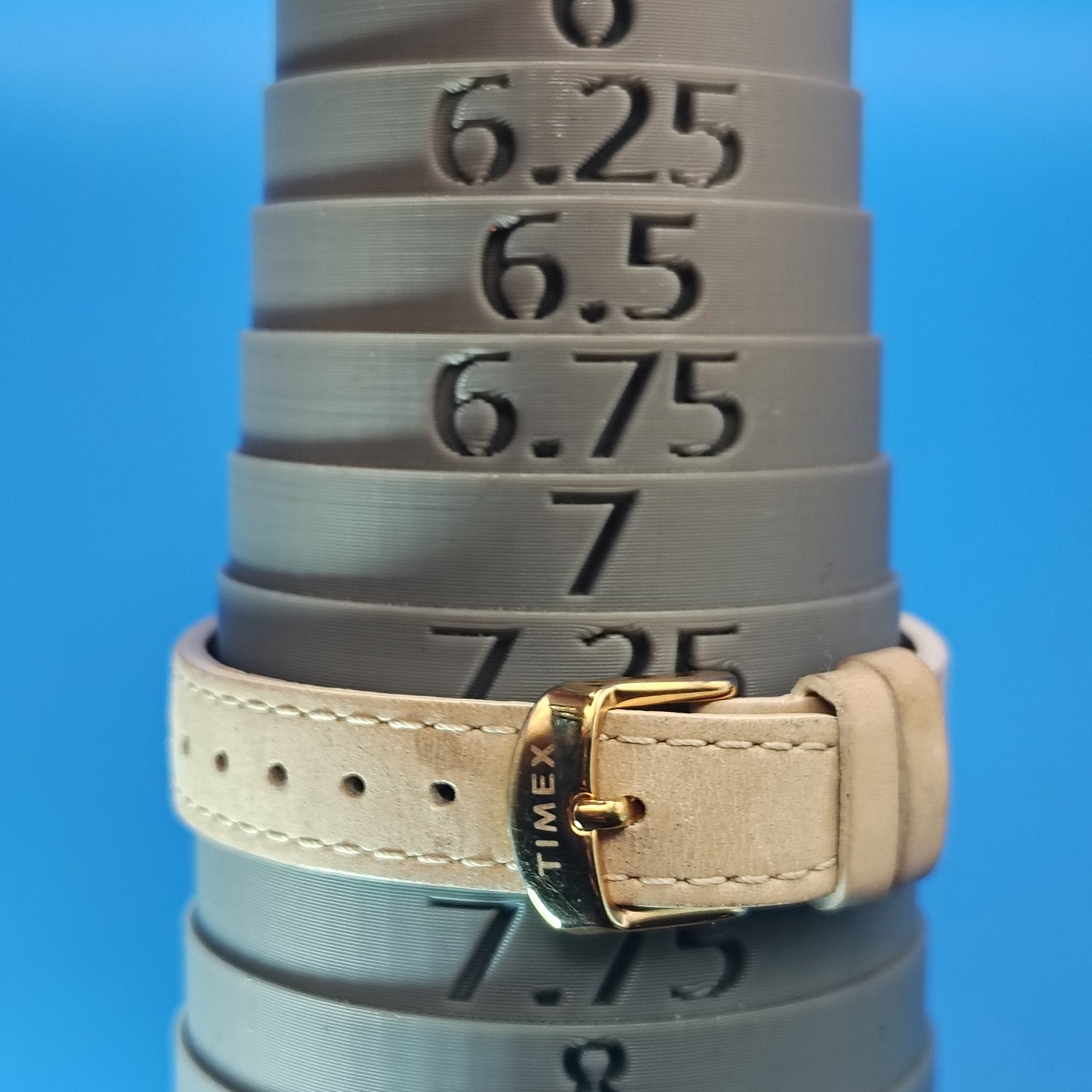 Vintage 1996 Timex Indiglo 33mm Women's Quartz Watch Leather Strap Size 4-7.5