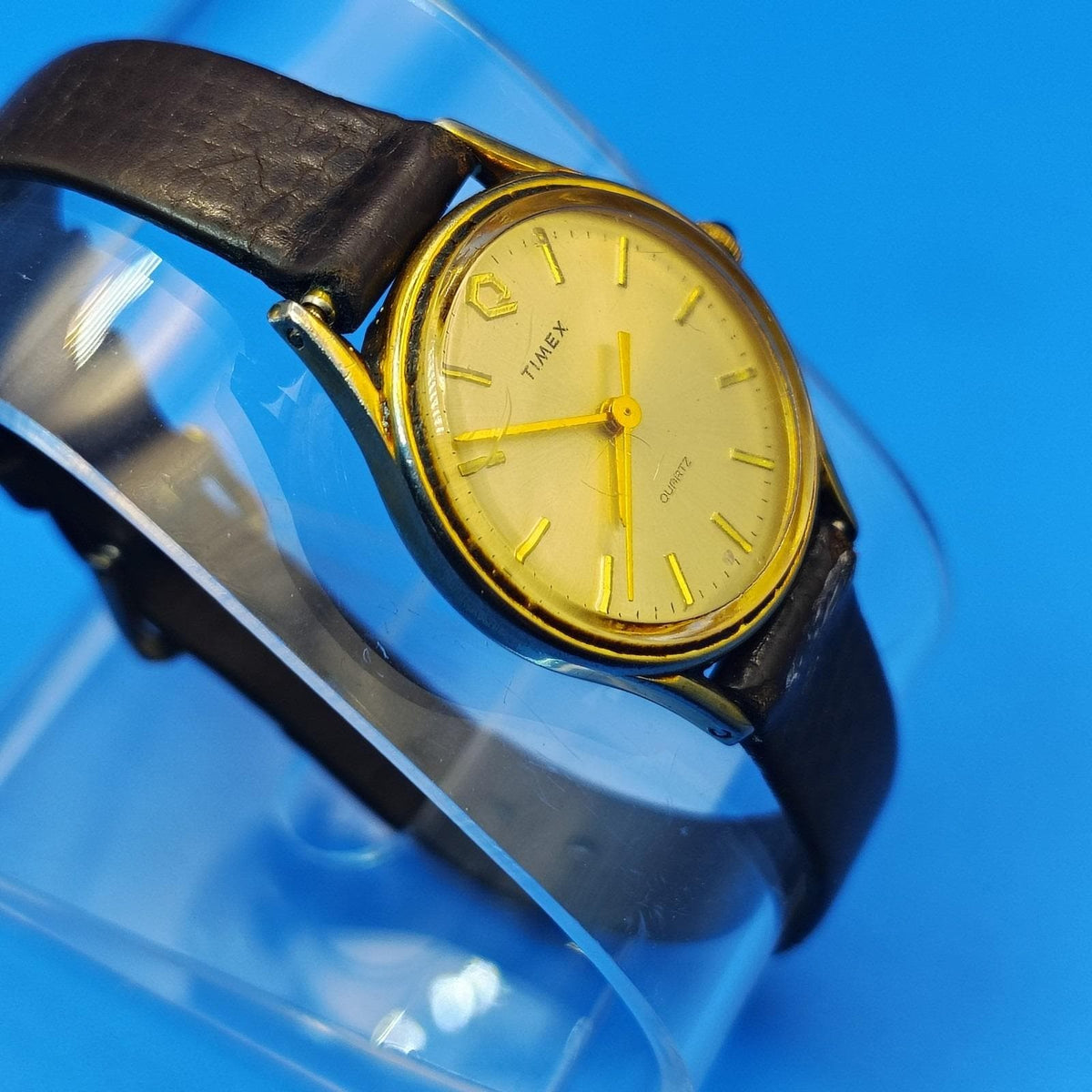 Vintage 1986 Timex Gold Dial Women's Quartz Watch Fully Restored Read Descript