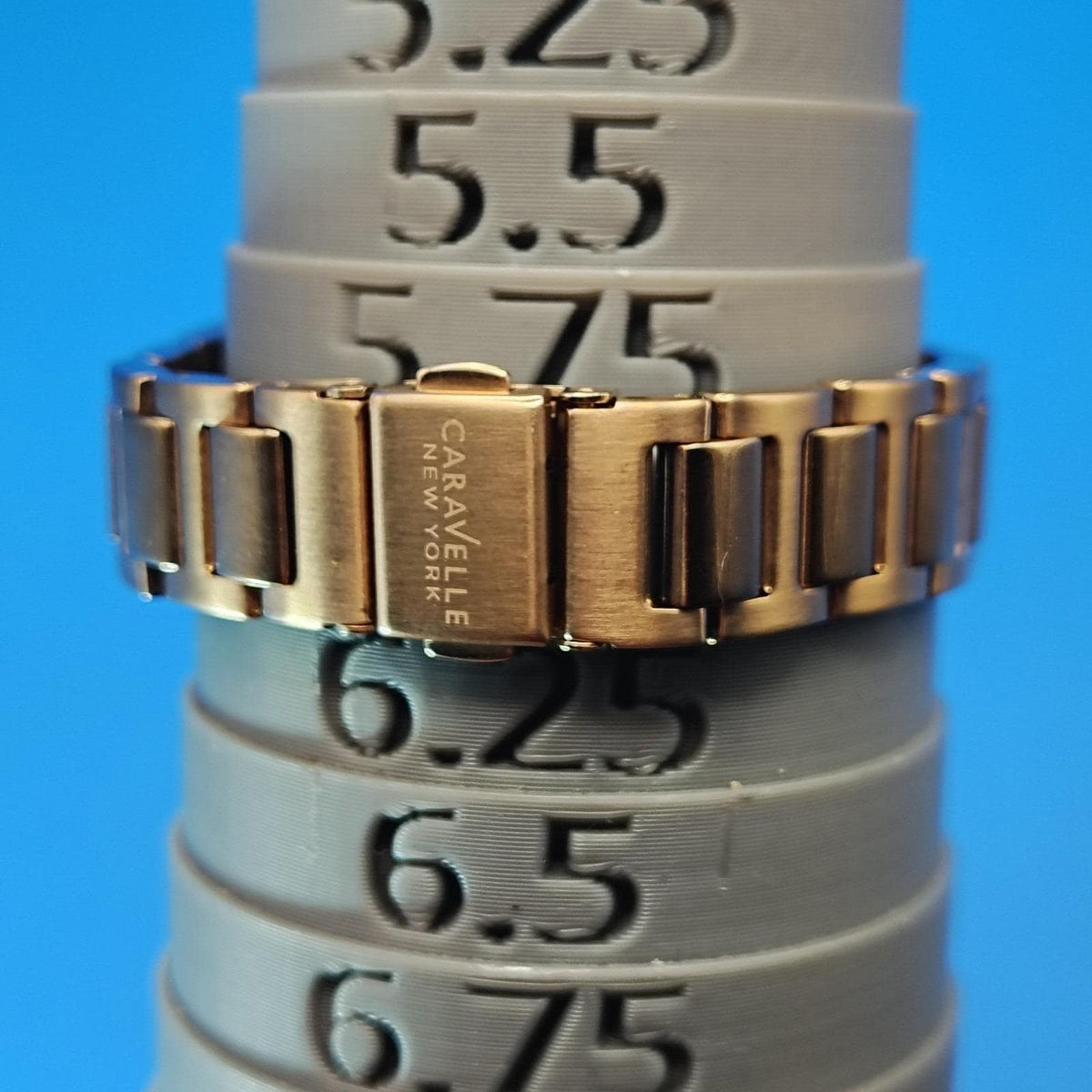 Vintage 2009 Caravelle by Bulova Rhinestone Bezel 32mm Gold Women's Quartz Watch