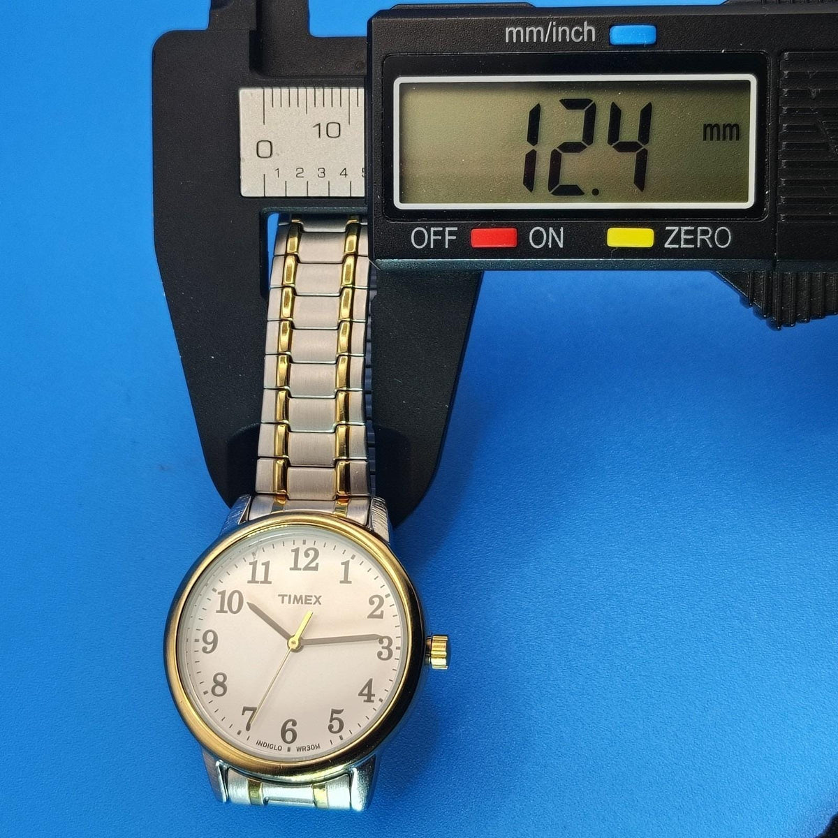 Vintage 2015 Timex INDIGLO Easy Reader Two Tone Women's Quartz Watch Near Mint