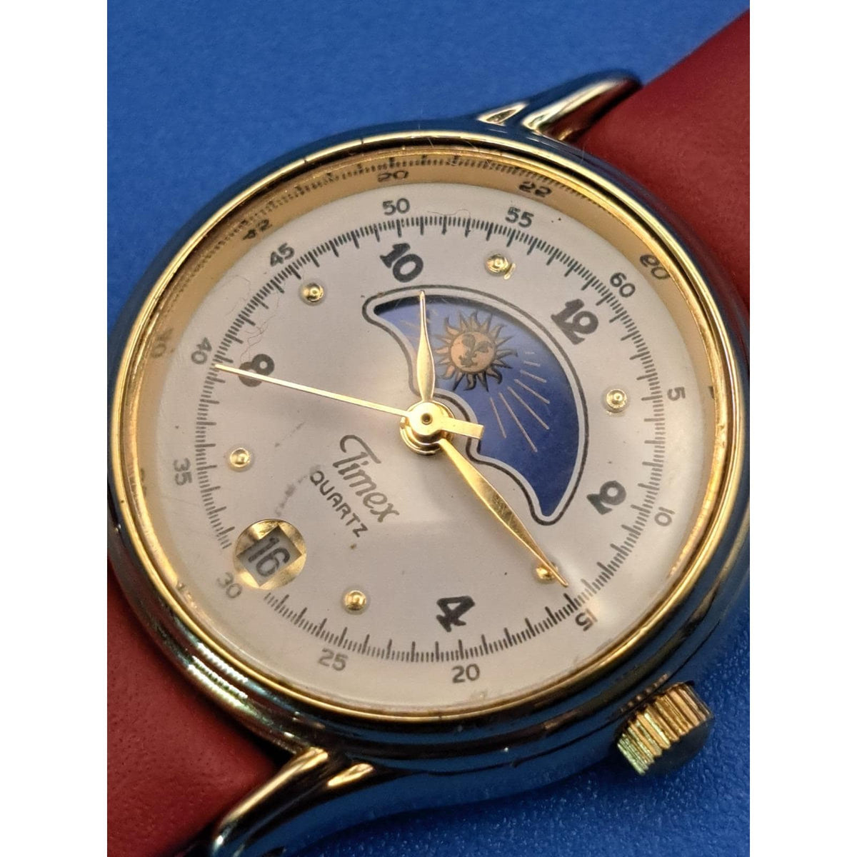 Vintage 1995 Timex Moonphase "Over The Moon" Discontinue Women's Quartz Watch