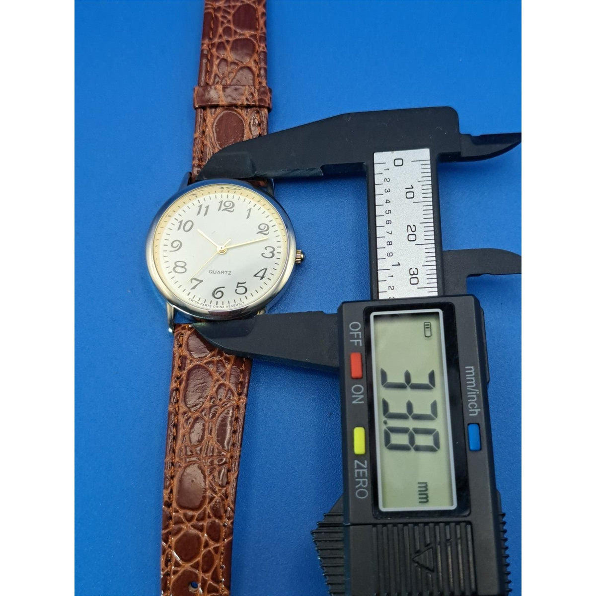 Vintage 1995 Classic Swiss Quartz Swiss Parts 34mm Mens Quartz Watch Restored