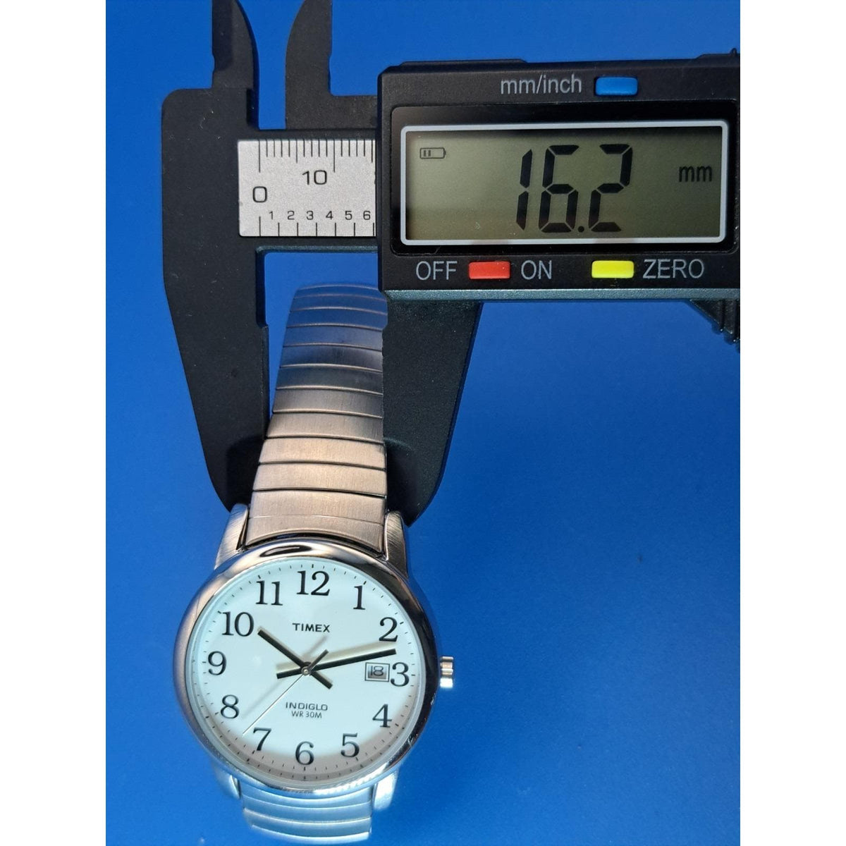 New! 2018 Timex Easy Reader Date 38mm Mens Quartz Dress Watch Papers,Stand NOS
