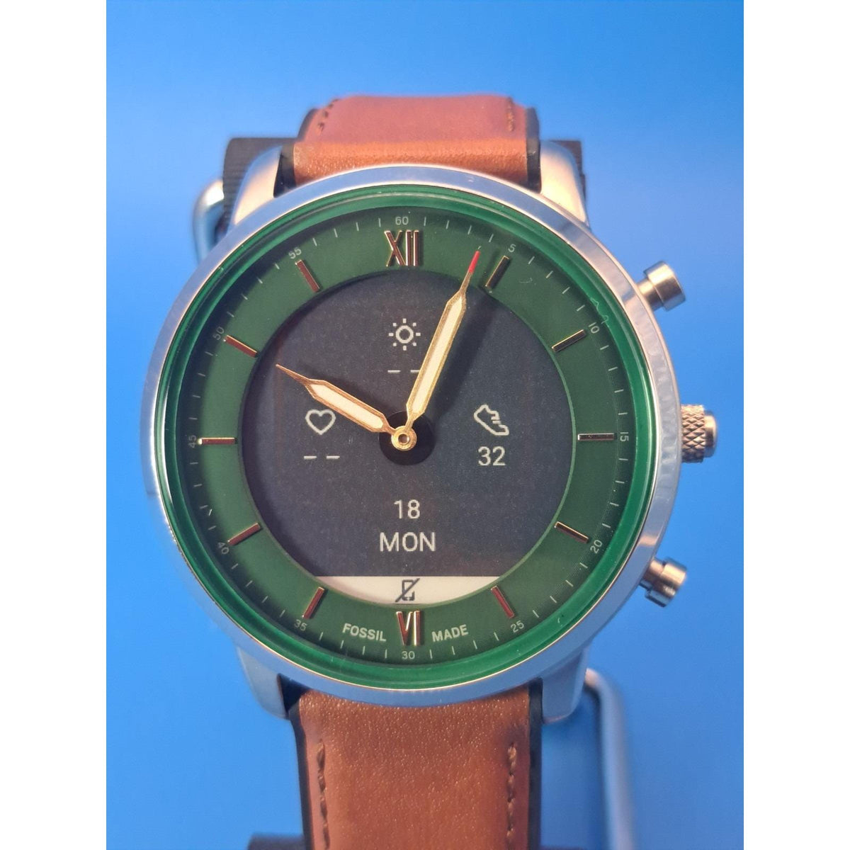 2020 Fossil Nuetra HR 45mm Mens Hybrid Smartwatch W/Charger Mint Condition