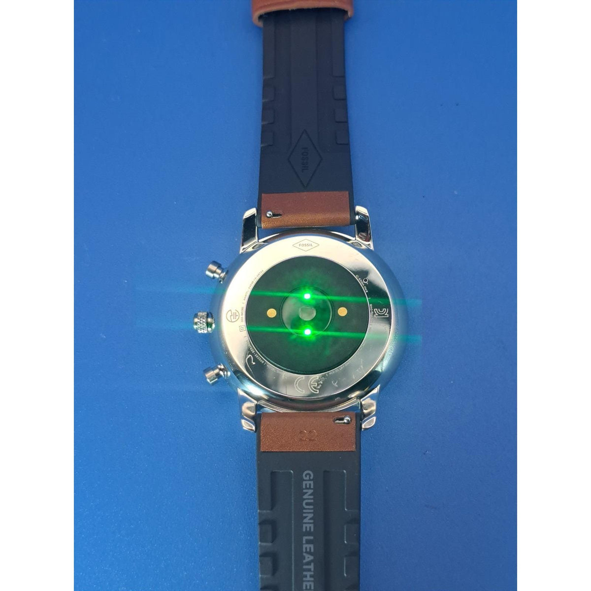 2020 Fossil Nuetra HR 45mm Mens Hybrid Smartwatch W/Charger Mint Condition