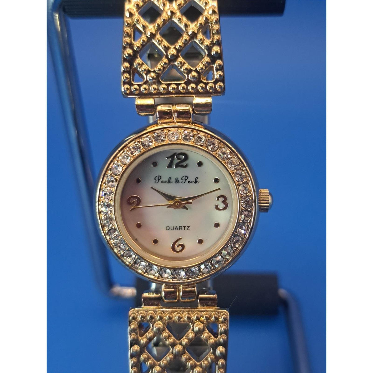 Vintage 2003 Peck & Peck Mother of Pearl 23mm Women's Quartz Watch Restored