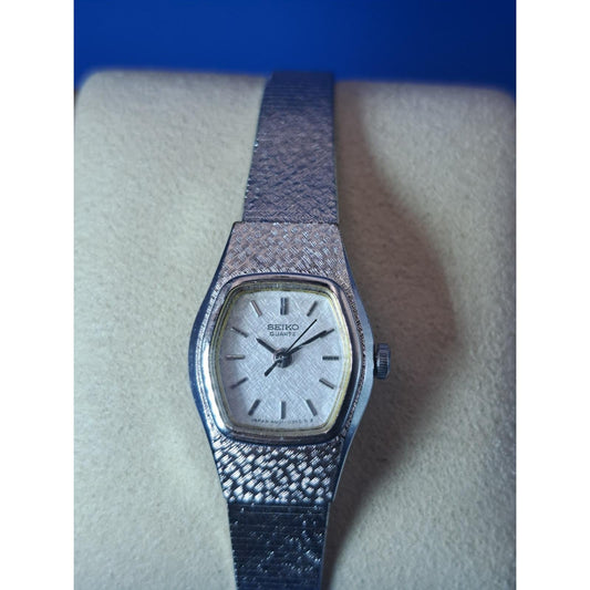 Vintage 1984 Seiko Cocktail Petite Women's 15mm Quartz Dress Watch Restored