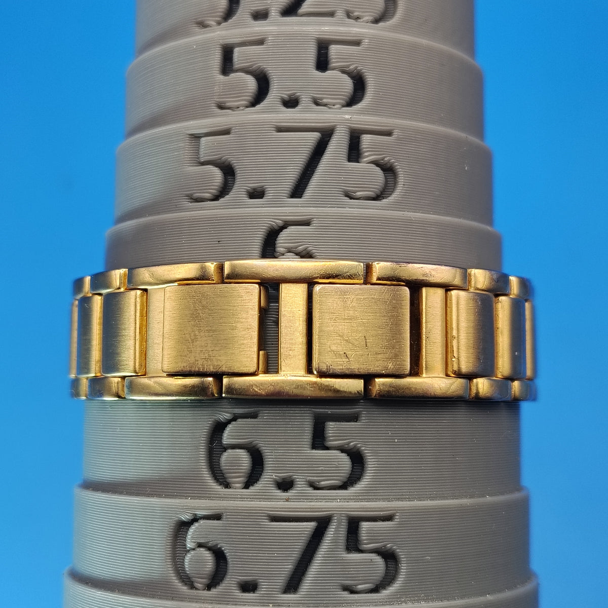 Vintage 1992 Timex 30mm Integrated Bracelet Women's Quartz Watch Size 6.25