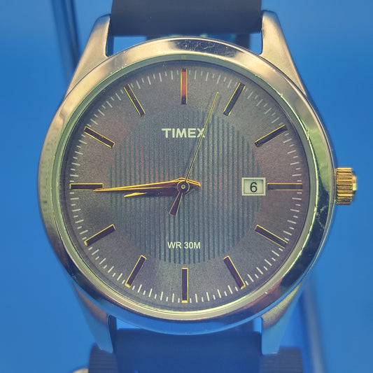 2016 Timex Date 39mm Men's Quartz Watch New Rubber Strap SS Deployment Clasp