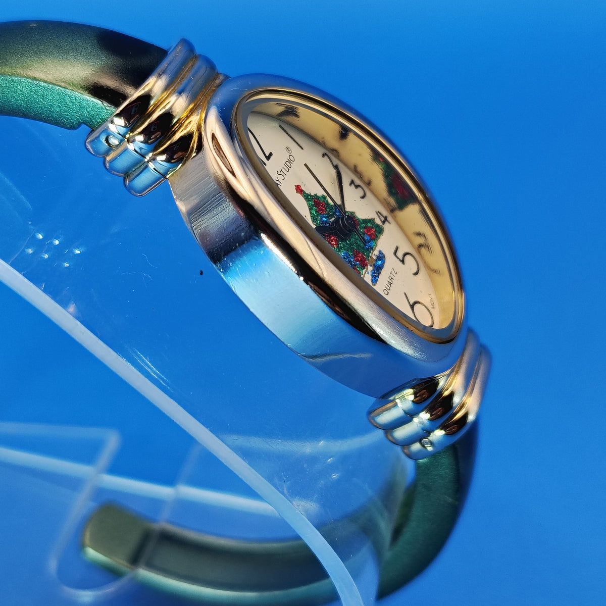 Vintage 1997 Bay Studio Christmas Tree Bangle 39mm Women's Quartz Watch Restored Clearance